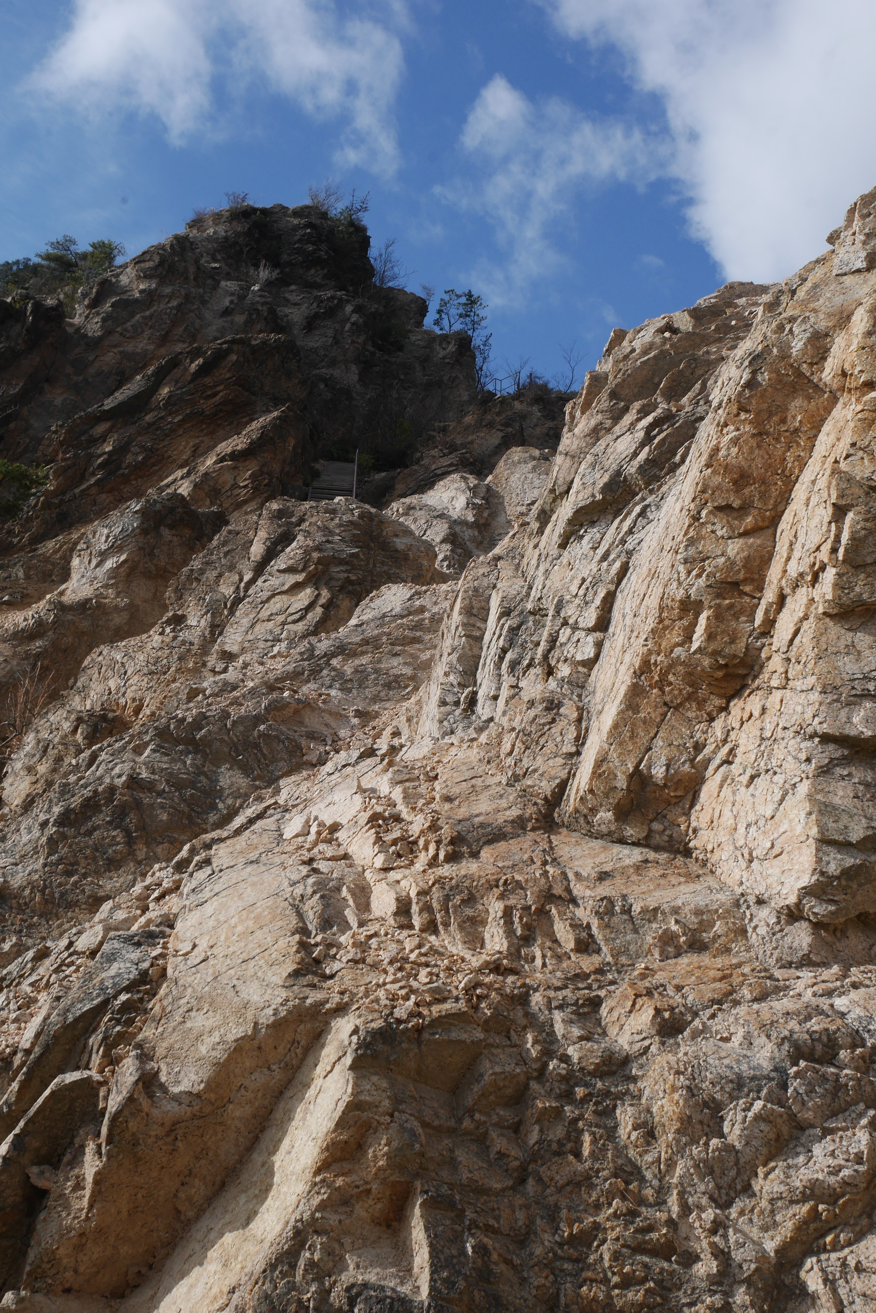 マイナールートの須磨アルプス 岩場からブランコ そしてうどん Kaoriさんの六甲山 長峰山 摩耶山の活動データ Yamap ヤマップ