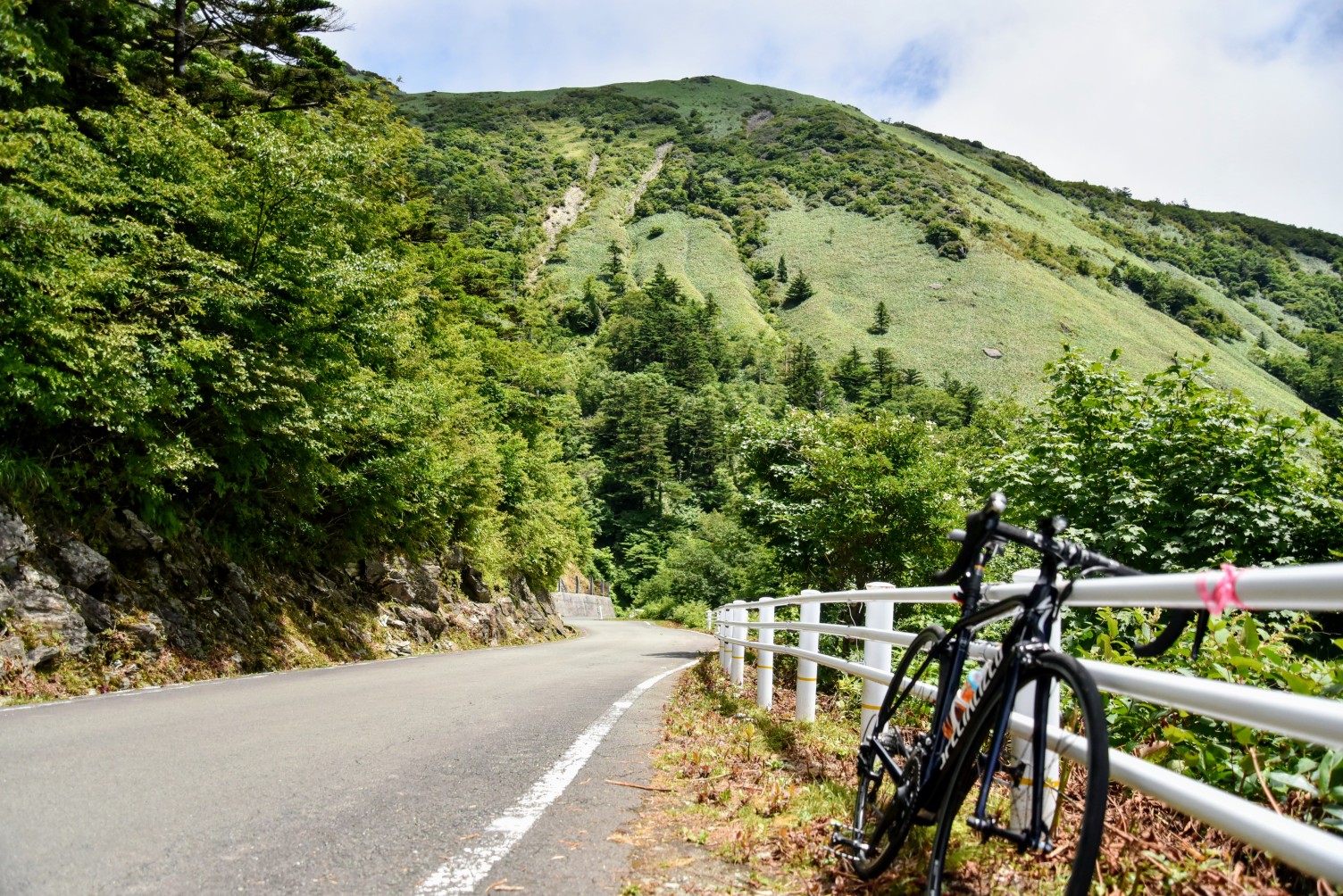 自転車登山】石鎚UFOライン / Dekoponさんの瓶ヶ森・伊予富士の活動 