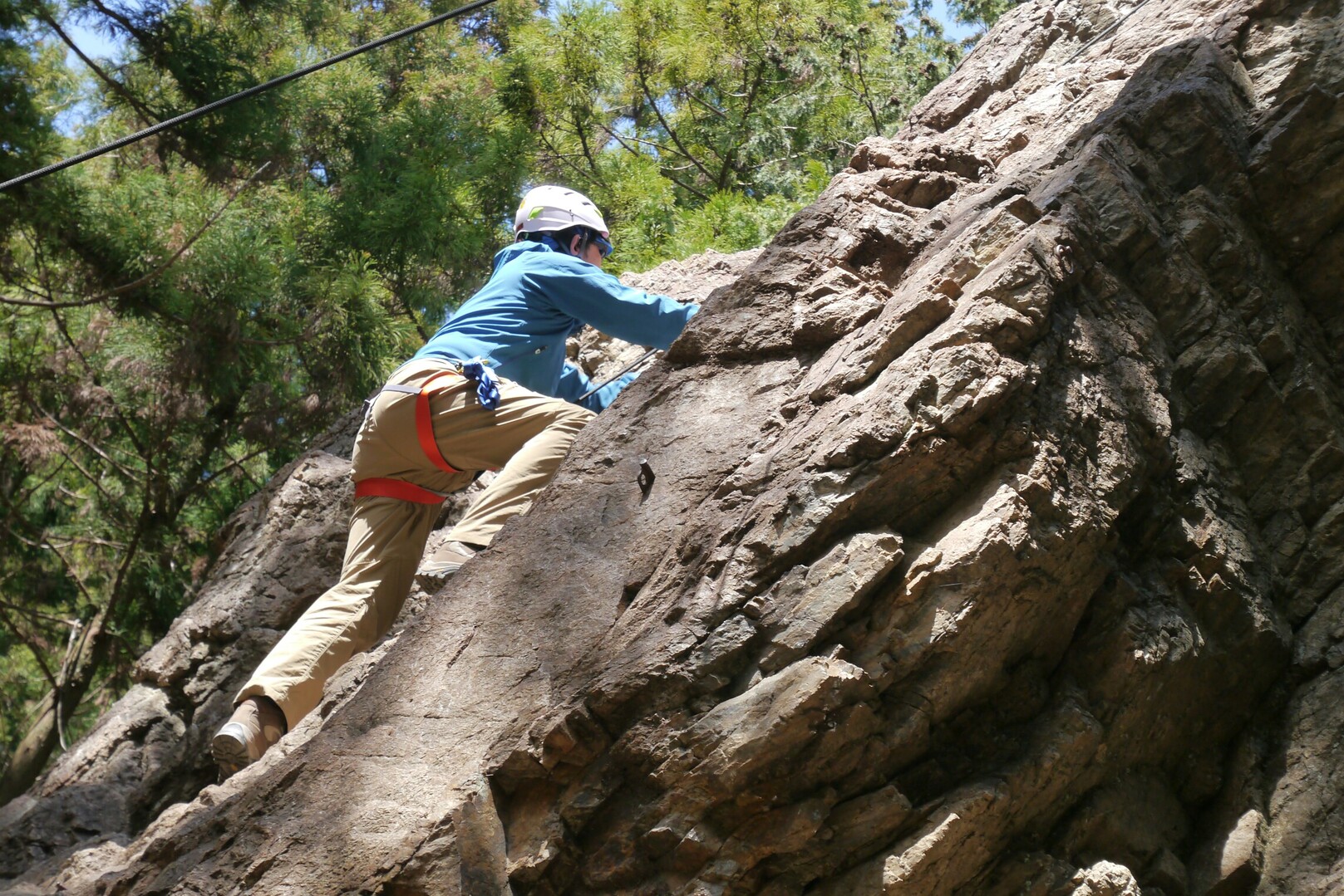 日和田山 男岩で岩登り 19 04 15 Andyさんの日和田山 物見山の活動データ Yamap ヤマップ