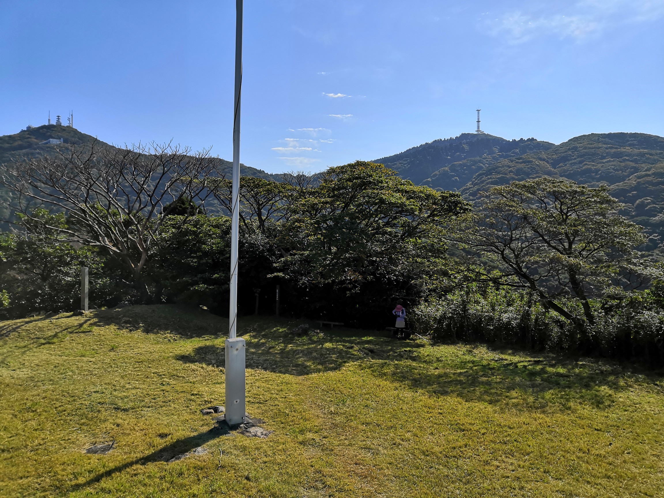 花尾山 帆柱山 権現山 皿倉山周遊 紅葉はまだまだでした けんさんの皿倉山 花尾山 帆柱山の活動データ Yamap ヤマップ