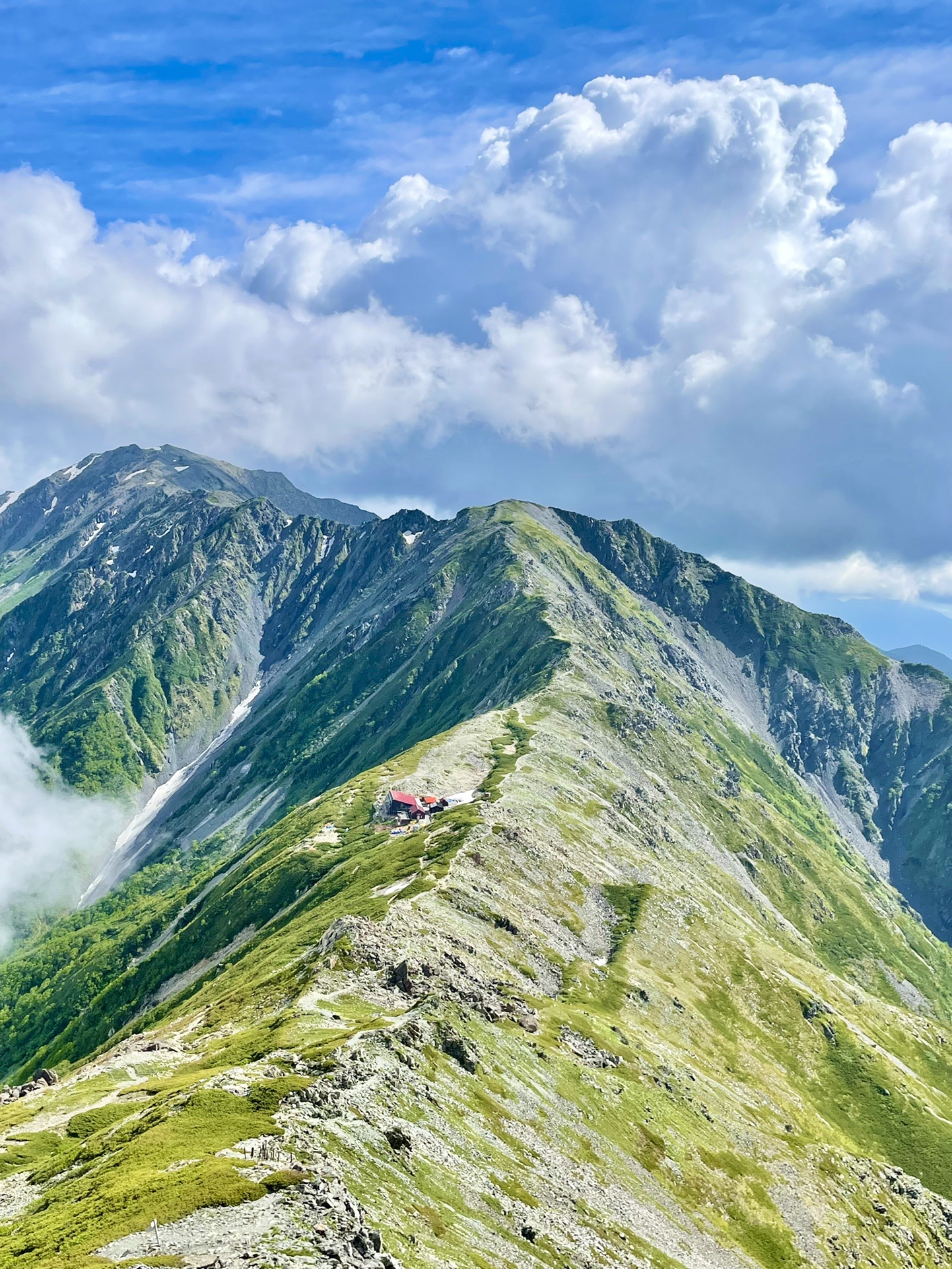 北岳 中白根山 間ノ岳 農鳥岳 西農鳥岳 農鳥岳 ジョニーさんの北岳 間ノ岳 農鳥岳の活動データ Yamap ヤマップ