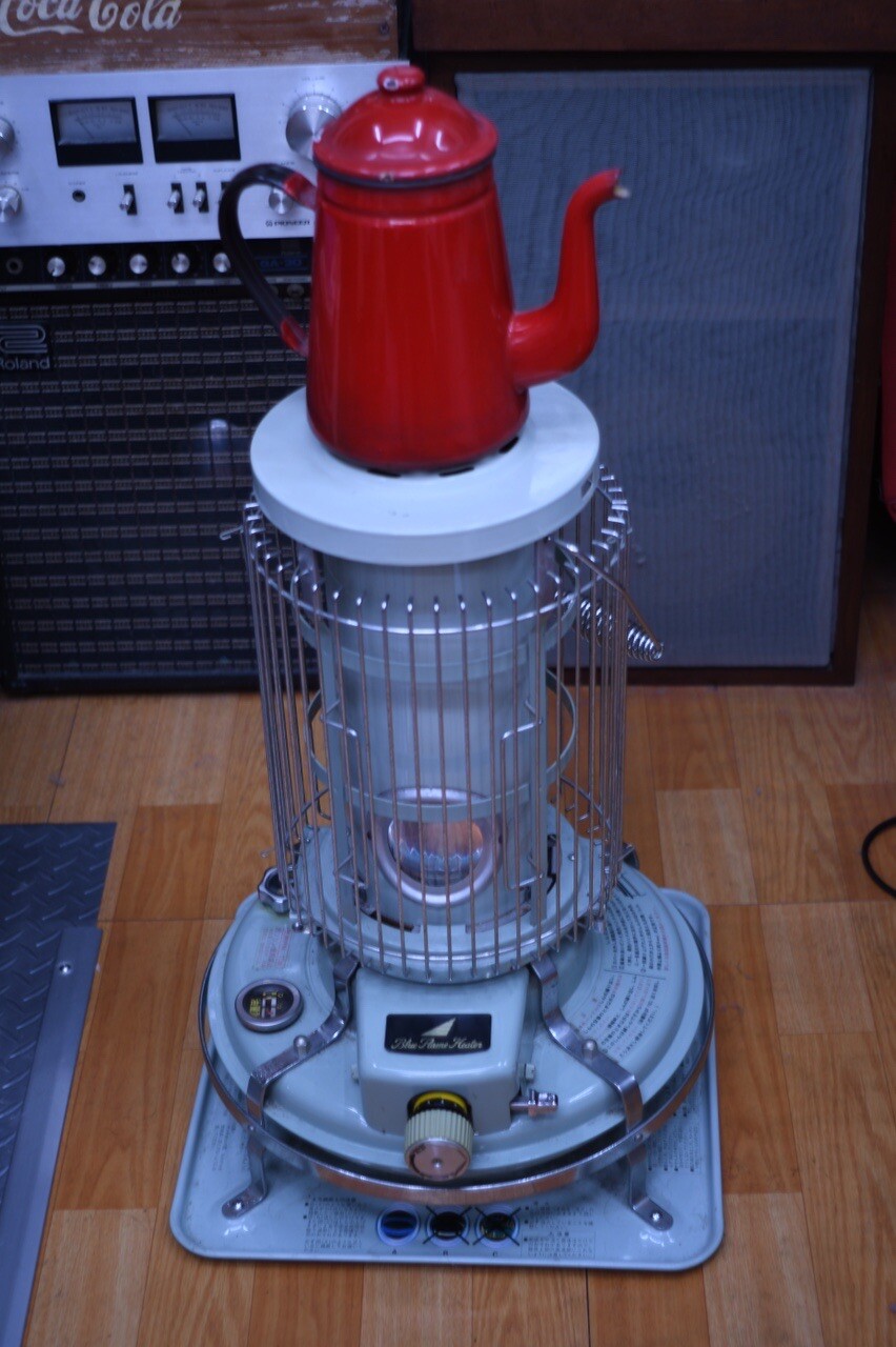 今季初アラジンストーブ 青い炎が好き Yuusaku Fさんのモーメント Yamap ヤマップ