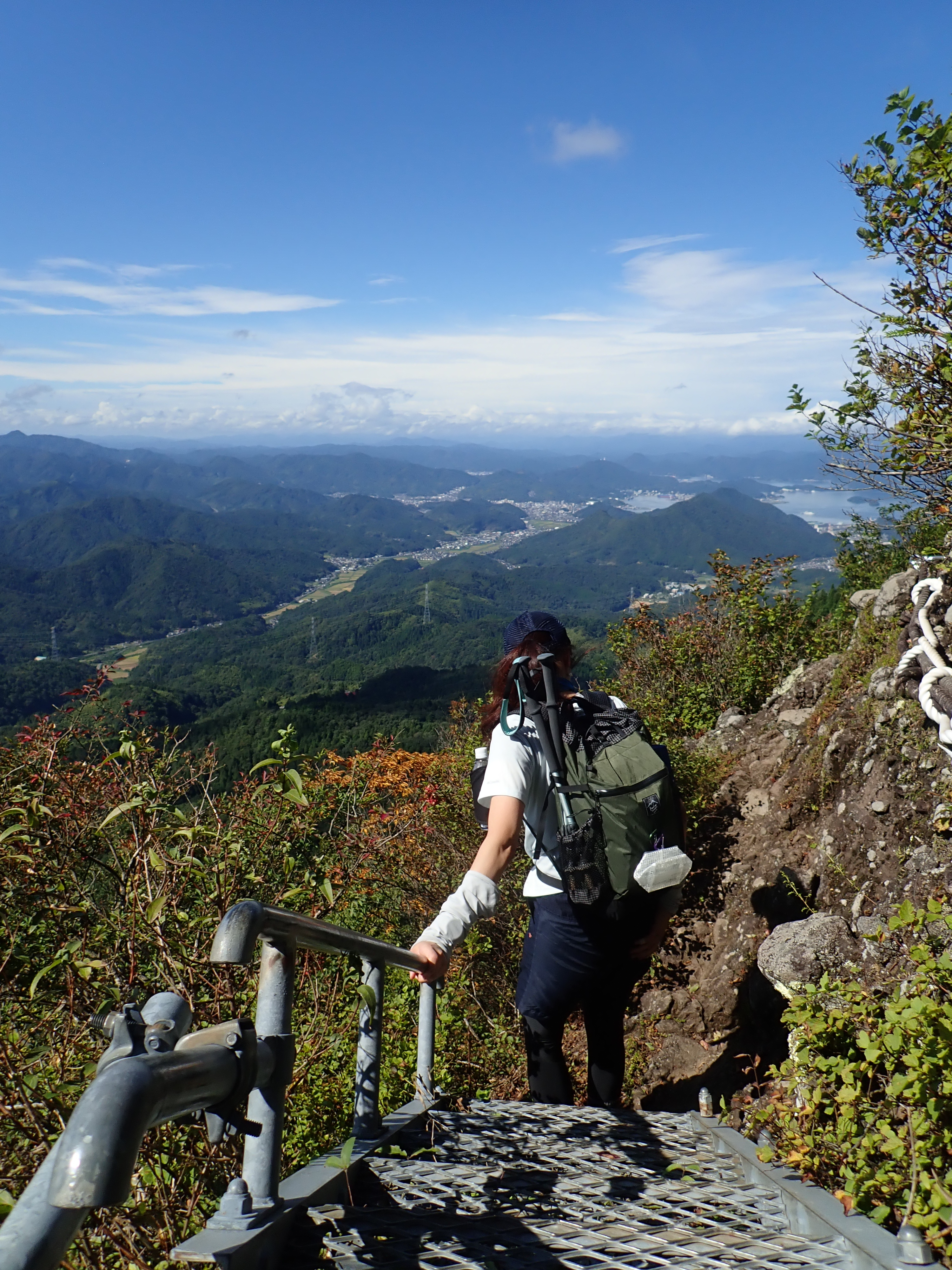 Trail 231 青い海と青い空と青葉山 ドバコバさんの青葉山 京都府 福井県 の活動データ Yamap ヤマップ