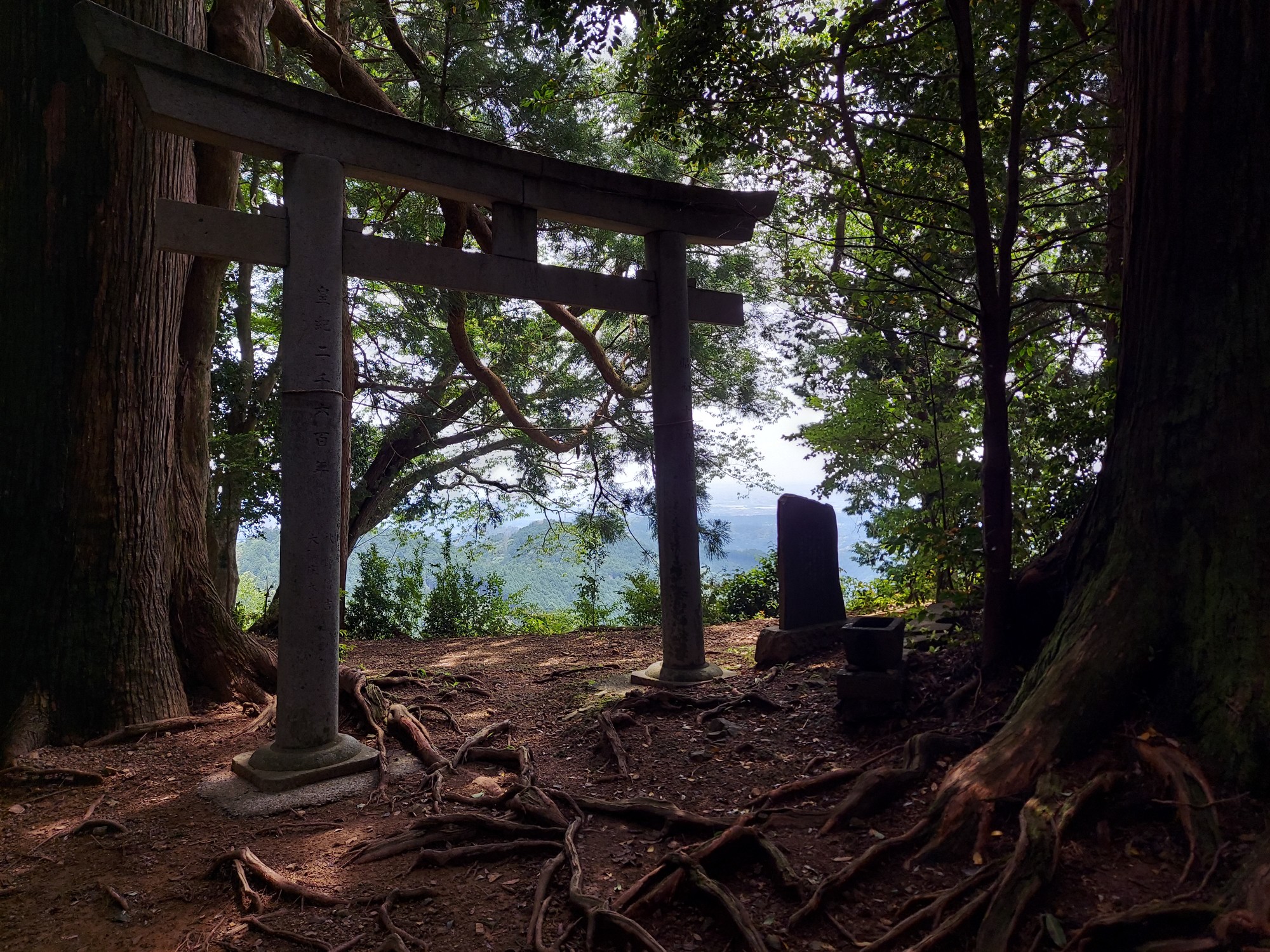 獅子ヶ鼻 岩室山 本宮山 奥岩戸神社 Piropiroさんの本宮山 高塚山の活動データ Yamap ヤマップ