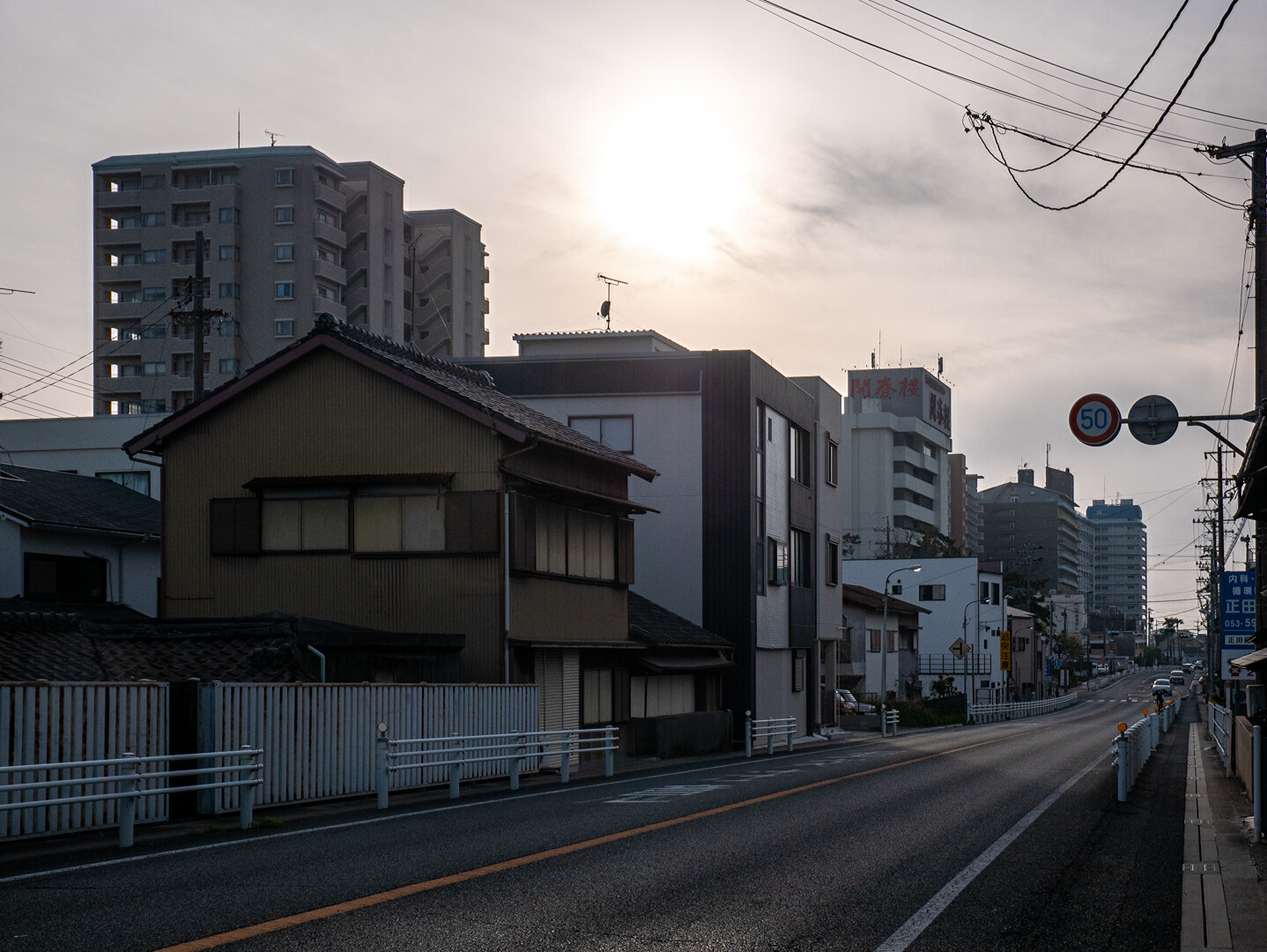 これはただの散歩 5 弁天島 聖地巡礼 浜松市 中区 東区 南区 西区 の写真16枚目 奥にリンちゃんが日帰り入浴した 弁天楼 Yamap ヤマップ