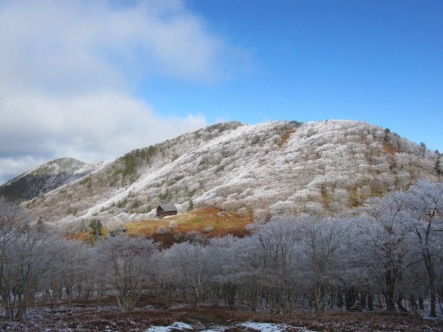 🍁秋山🍁から ️冬山 ️へ赤ゾレ山&明神平🏔20191130 / Black packer 18さんの桧塚奥峰・明神岳・薊岳の活動データ