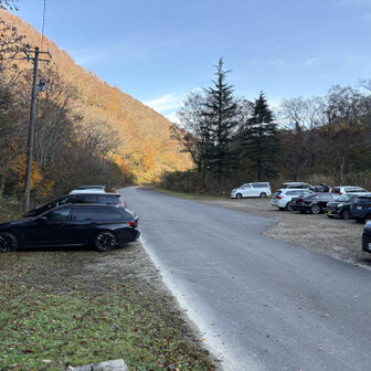 金剛堂山 富山駅からレンタカーで1時間20分かけて栃谷登山口に到着。