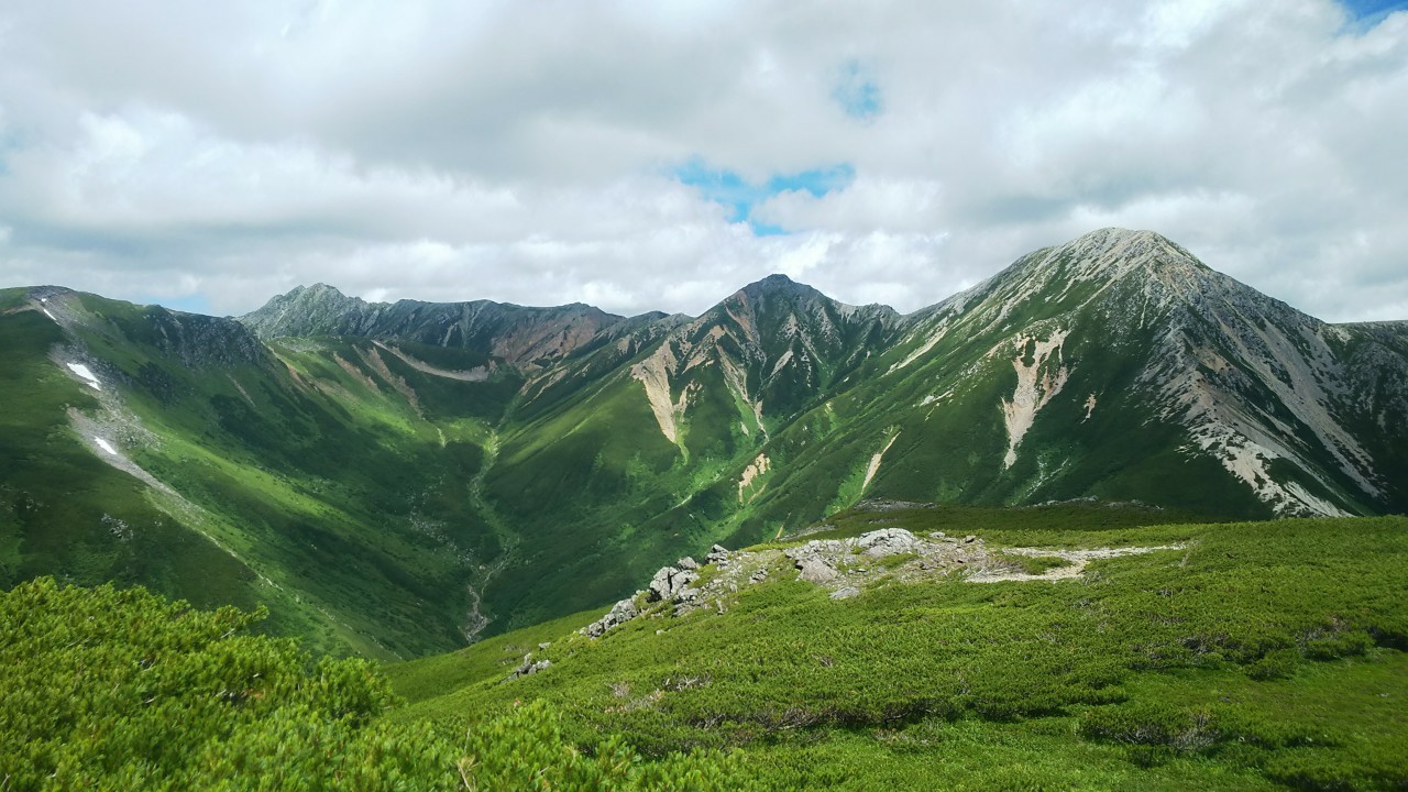 8 8 8 12新穂高からの双六 黒部五郎 三俣蓮華岳 るーしーさんの槍ヶ岳 穂高岳 上高地の活動データ Yamap ヤマップ