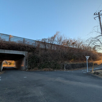 両崖山・仙人ヶ岳・石尊山 北関東道、足元インター出口付近に下山しました