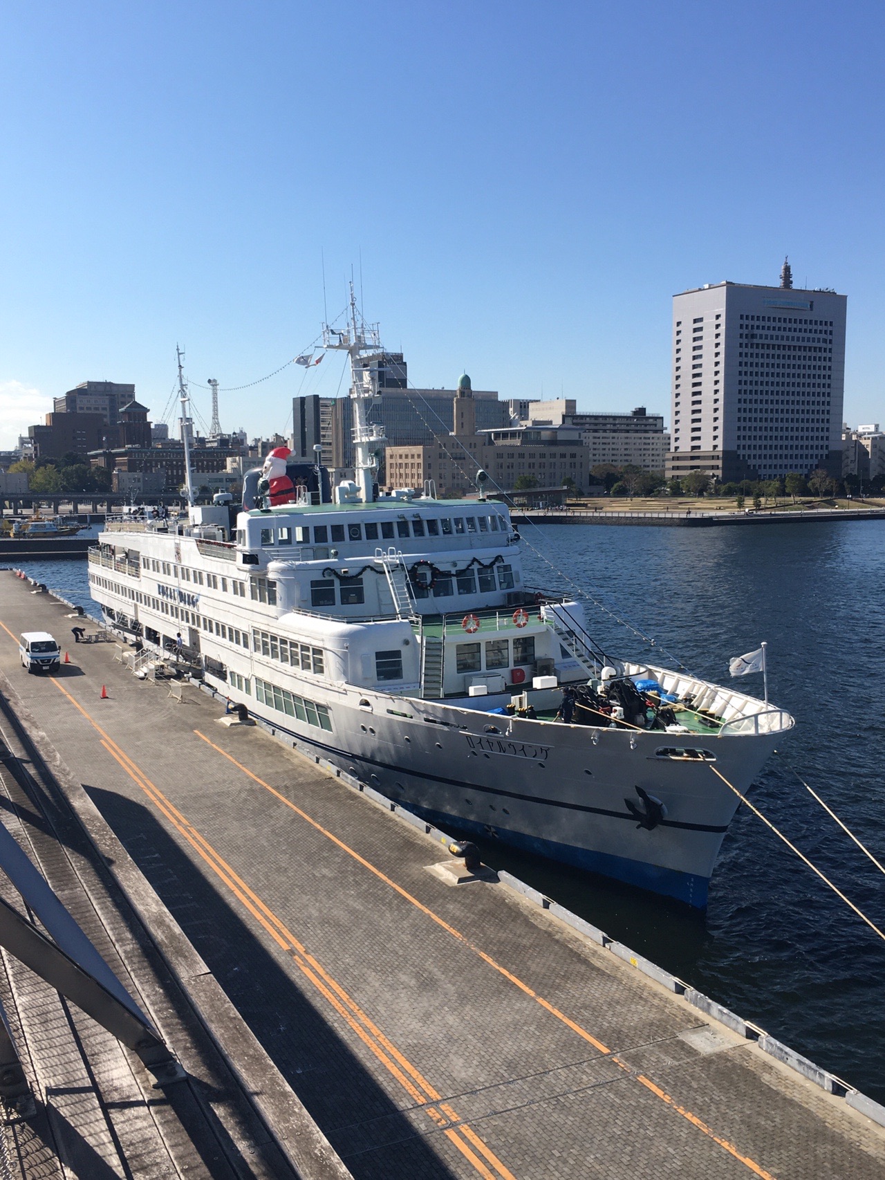 横浜レストランシップと赤レンガ倉庫 山下公園 Mickey Masterさんの横浜市 中央エリアの活動日記 Yamap ヤマップ