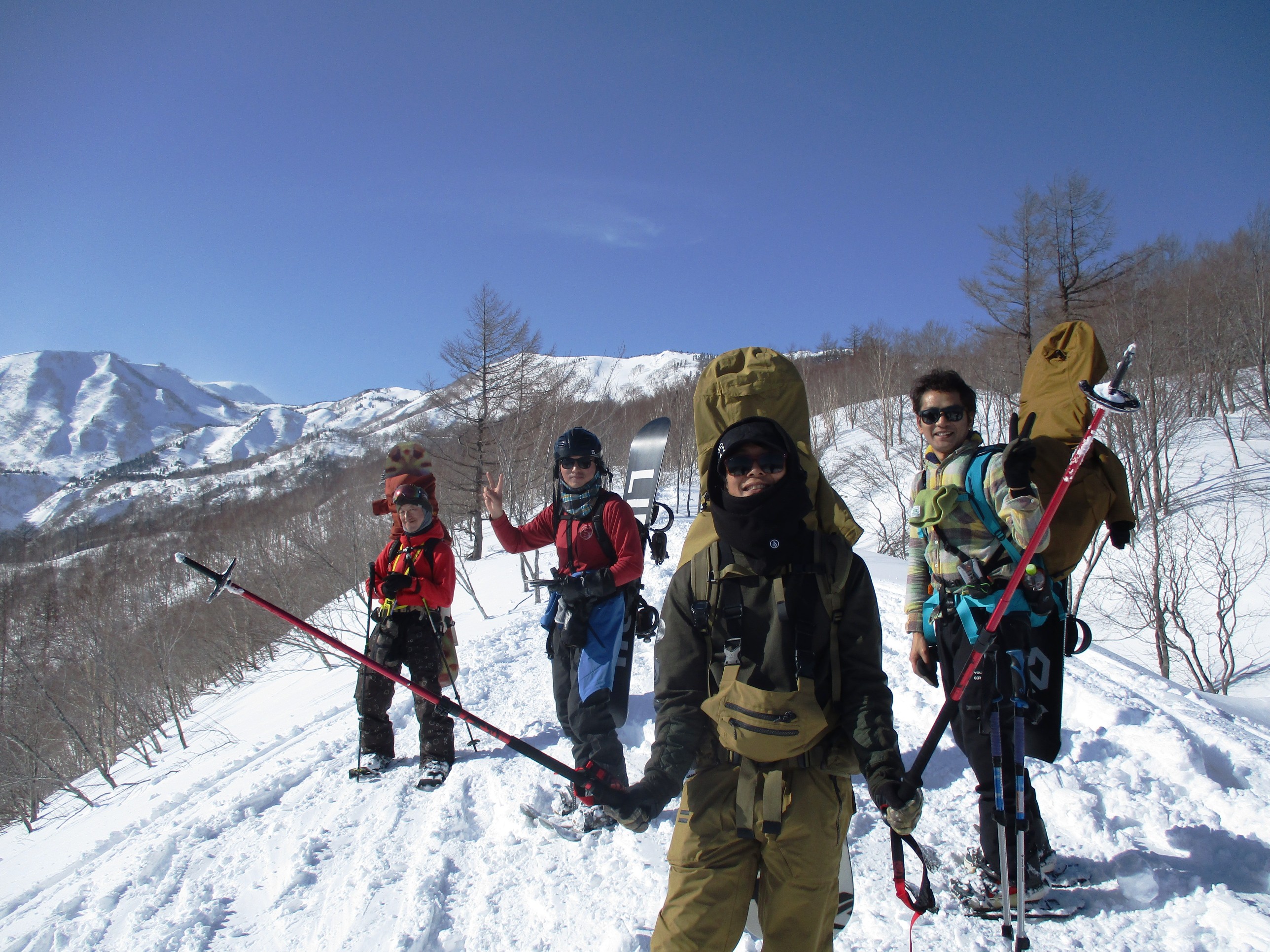 栂池 白馬乗鞍 バックカントリー 天狗東下部 若栗の頭 ばんさまさんの白馬岳 小蓮華山の活動データ Yamap ヤマップ