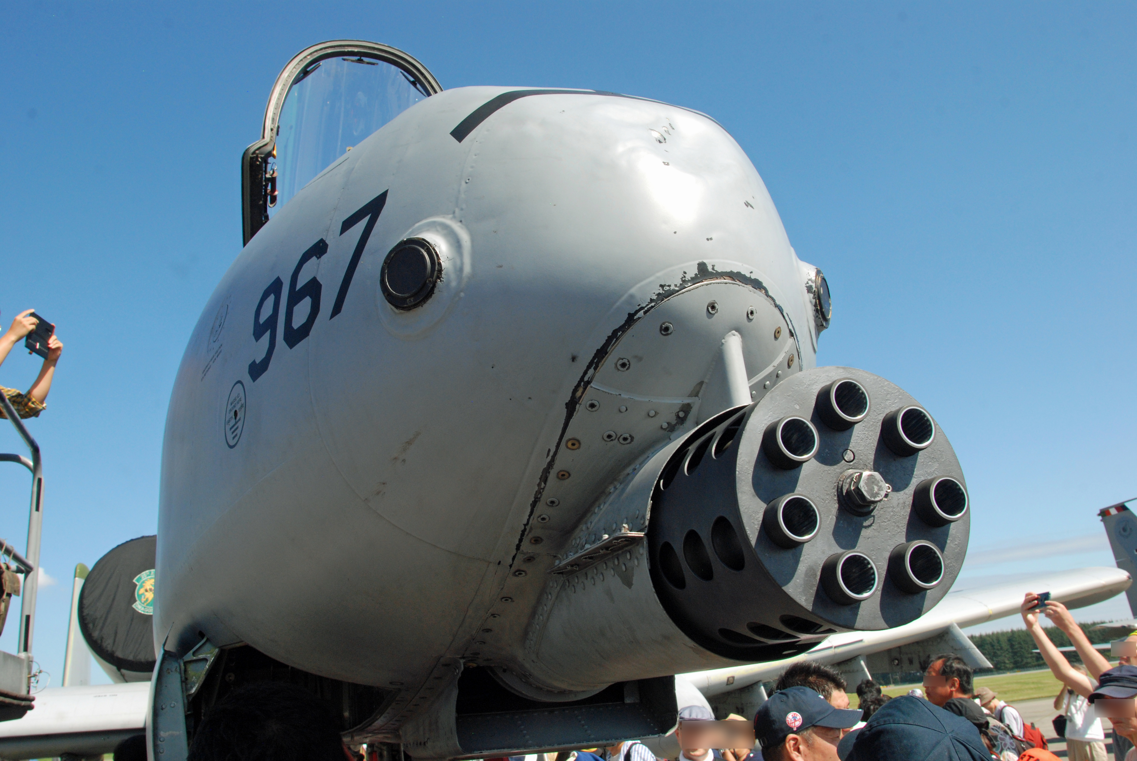 横田基地 374th AIRCRAFT MAINTENANCE ガンダム パッチ 横田基地に配備