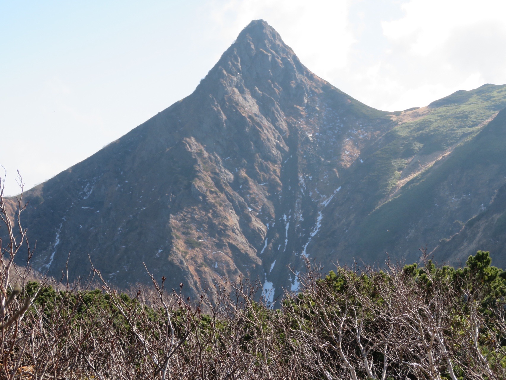遥か遠き山 芦別岳 旧道から Kazhiroさんの芦別岳の活動日記 Yamap ヤマップ