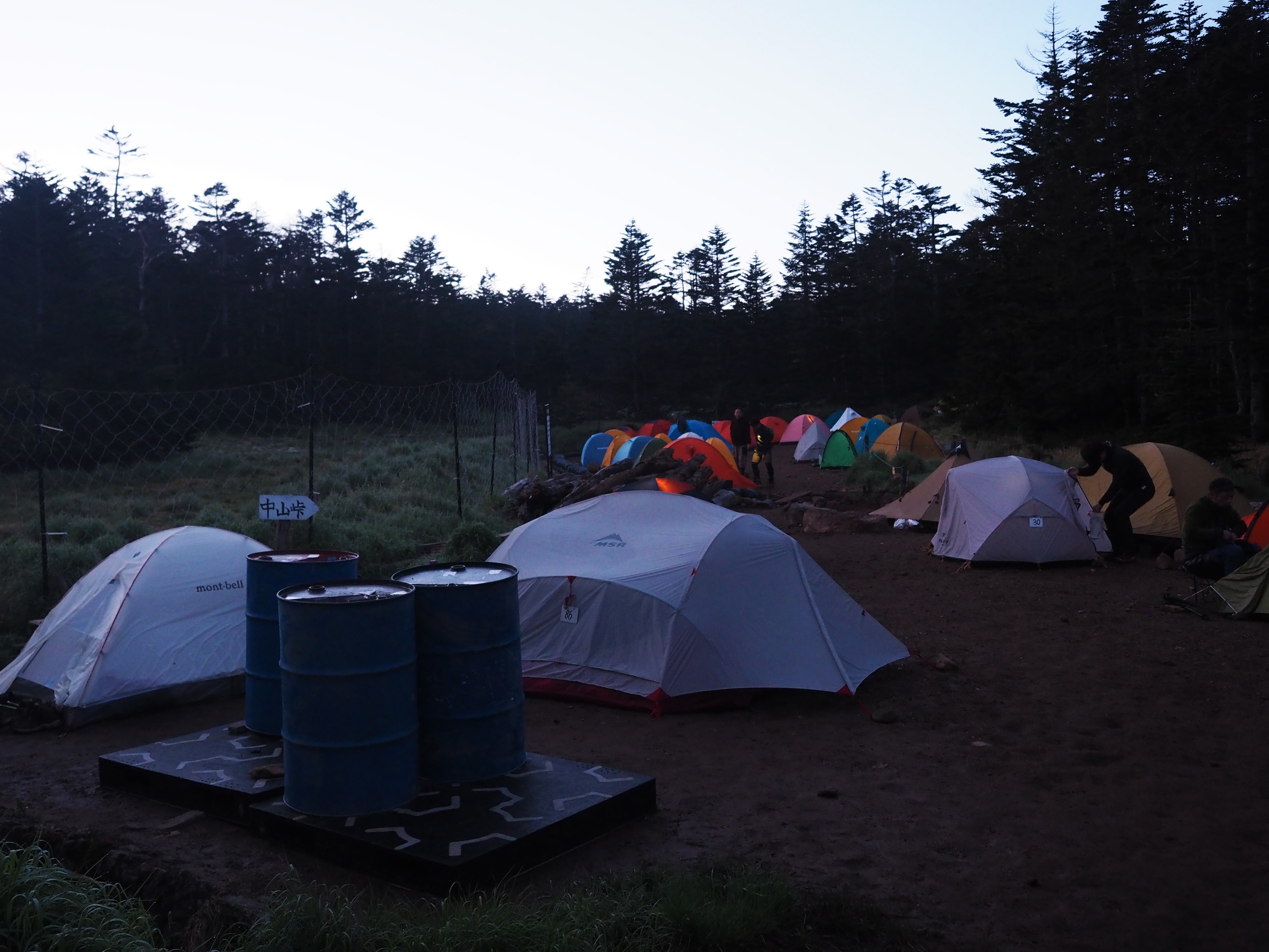 今シーズン最初のテント泊は黒百合ヒュッテ 唐沢鉱泉から天狗岳 高見石 Coobaさんの八ヶ岳 赤岳 硫黄岳 天狗岳 の活動データ Yamap ヤマップ