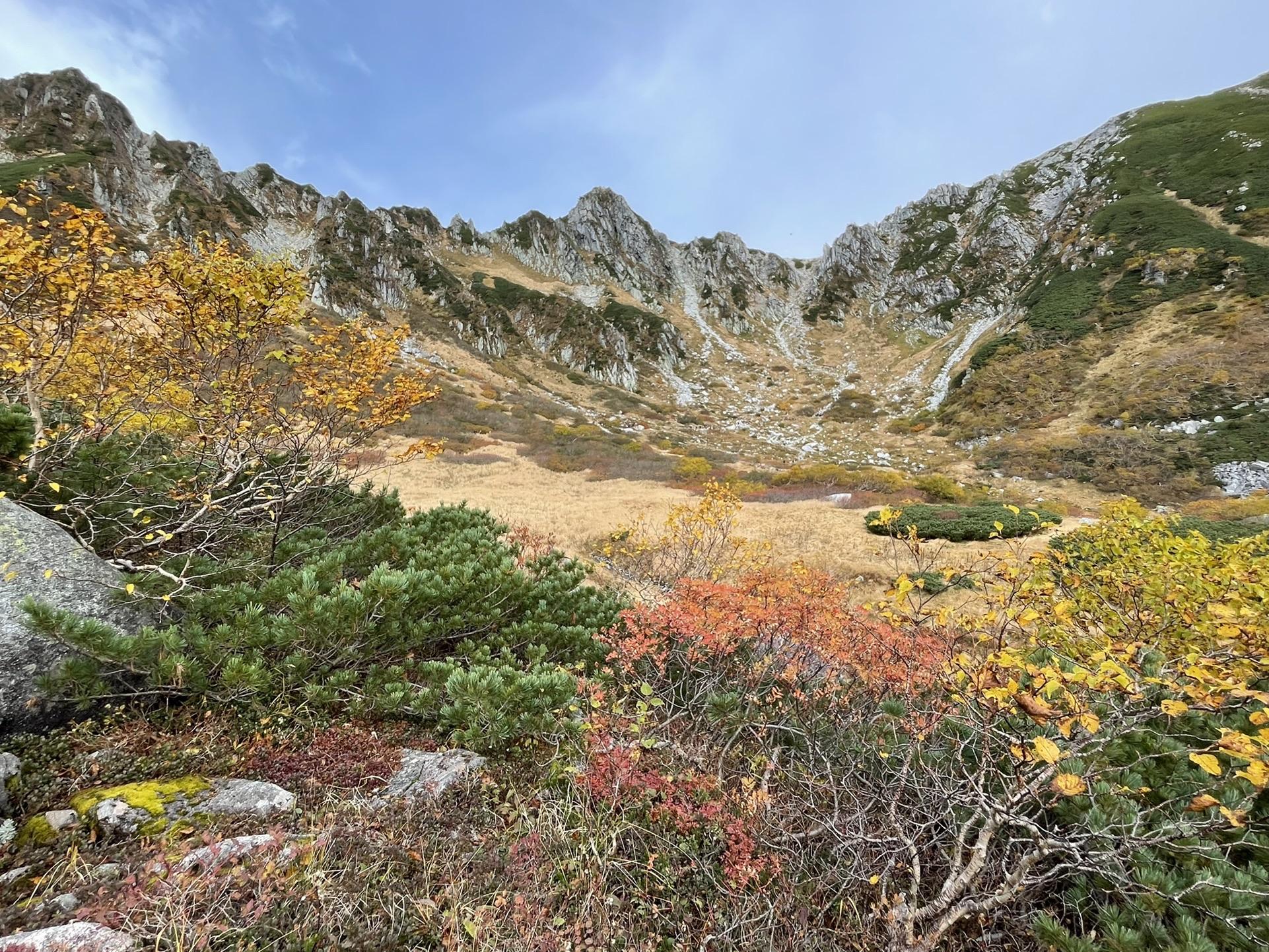 紅葉の千畳敷カール 木曽駒ヶ岳 好山病と高山病の狭間で Igachanさんの木曽駒ヶ岳 空木岳 越百山の活動データ Yamap ヤマップ
