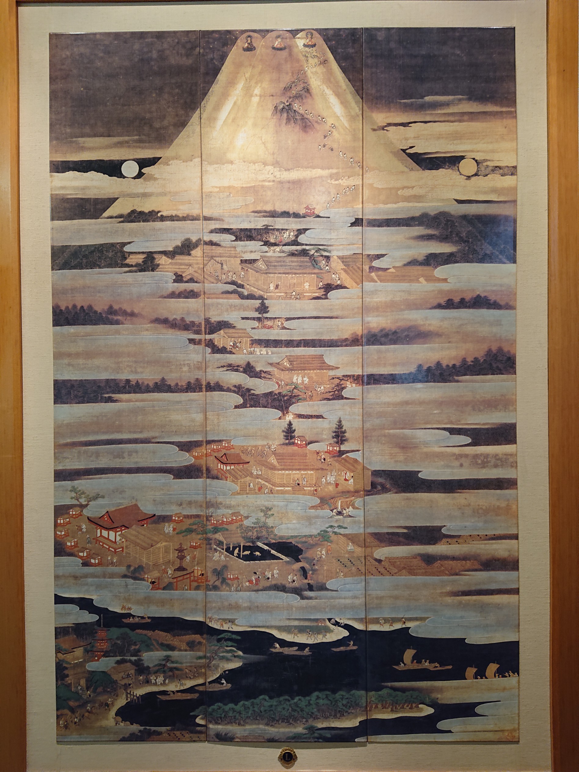 幻想絵画、空飛ぶ画家糸川裕志の富士山曼荼羅図の箱絵、桜貝との