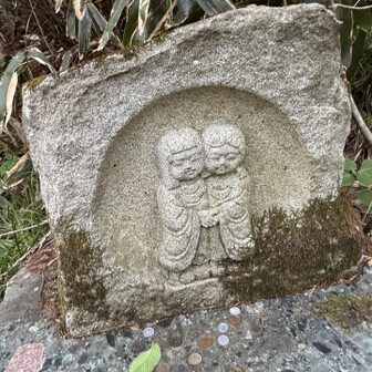 山の家を経由して下山
ここから林道歩き🚶‍♀️