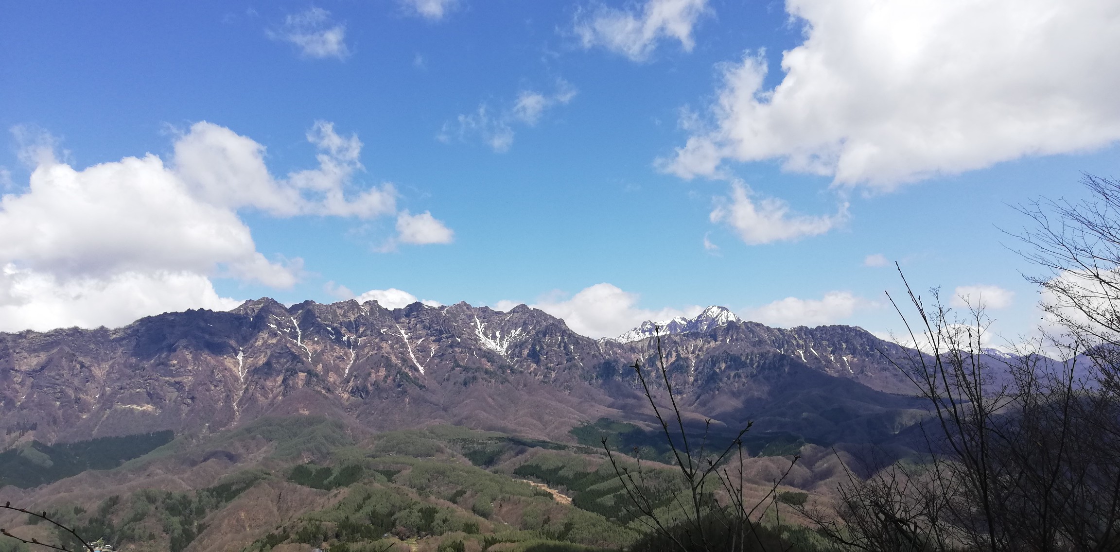 鬼女紅葉伝説を訪ねて 砂鉢山 荒倉山 周回 じゅんさんの砂鉢山 虫倉山の活動日記 Yamap ヤマップ