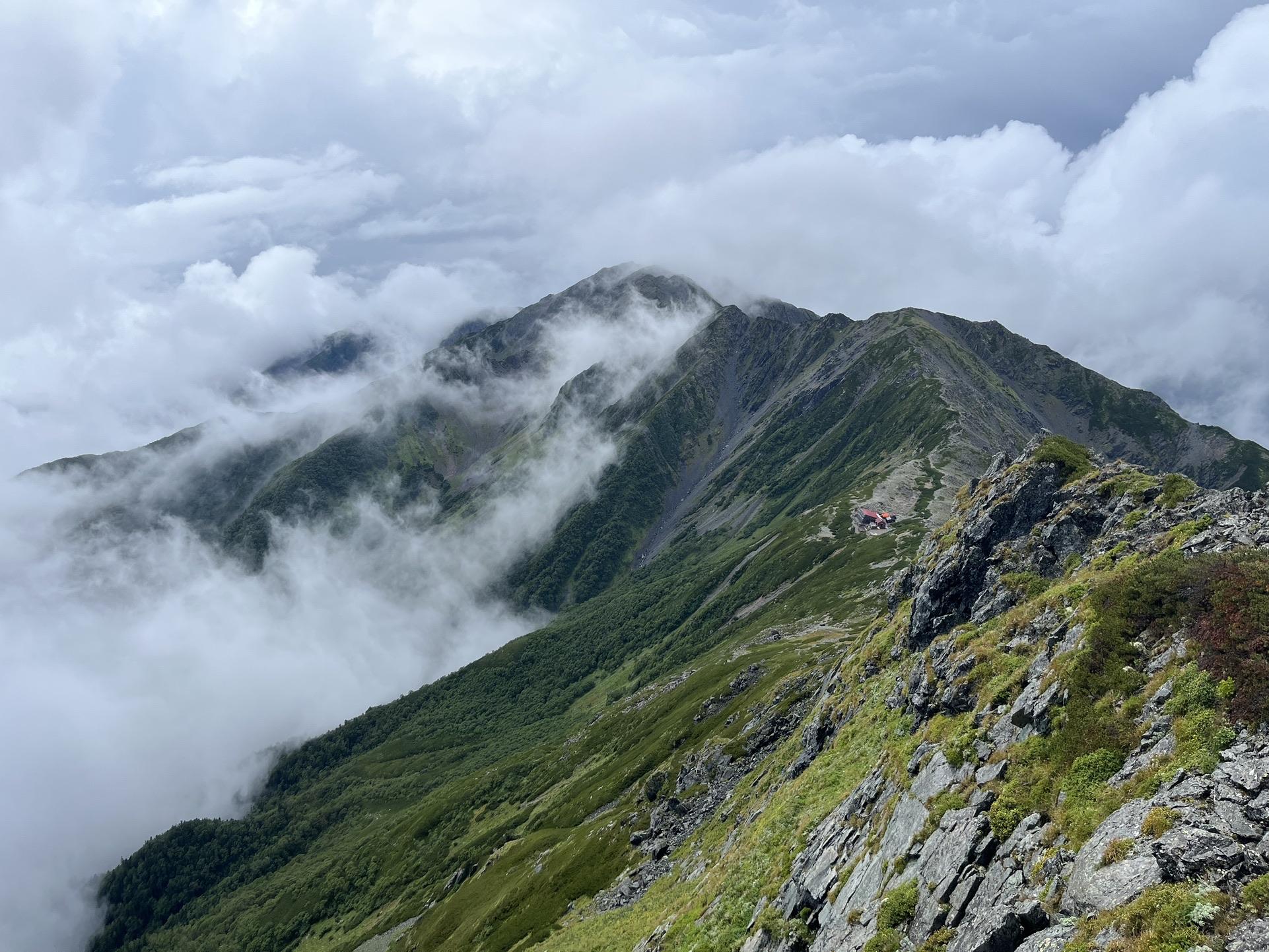 笹山・笹山(黒河内岳)・白河内岳・大籠岳・広河内岳・農鳥岳・農鳥岳（西農鳥岳）・間ノ岳・中白根... / Lewisさんの北岳・間ノ岳・農鳥岳
