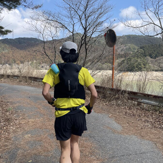  池周りの果てしないロード😇
旦那とブツブツ言いながら進む🏃‍♂️