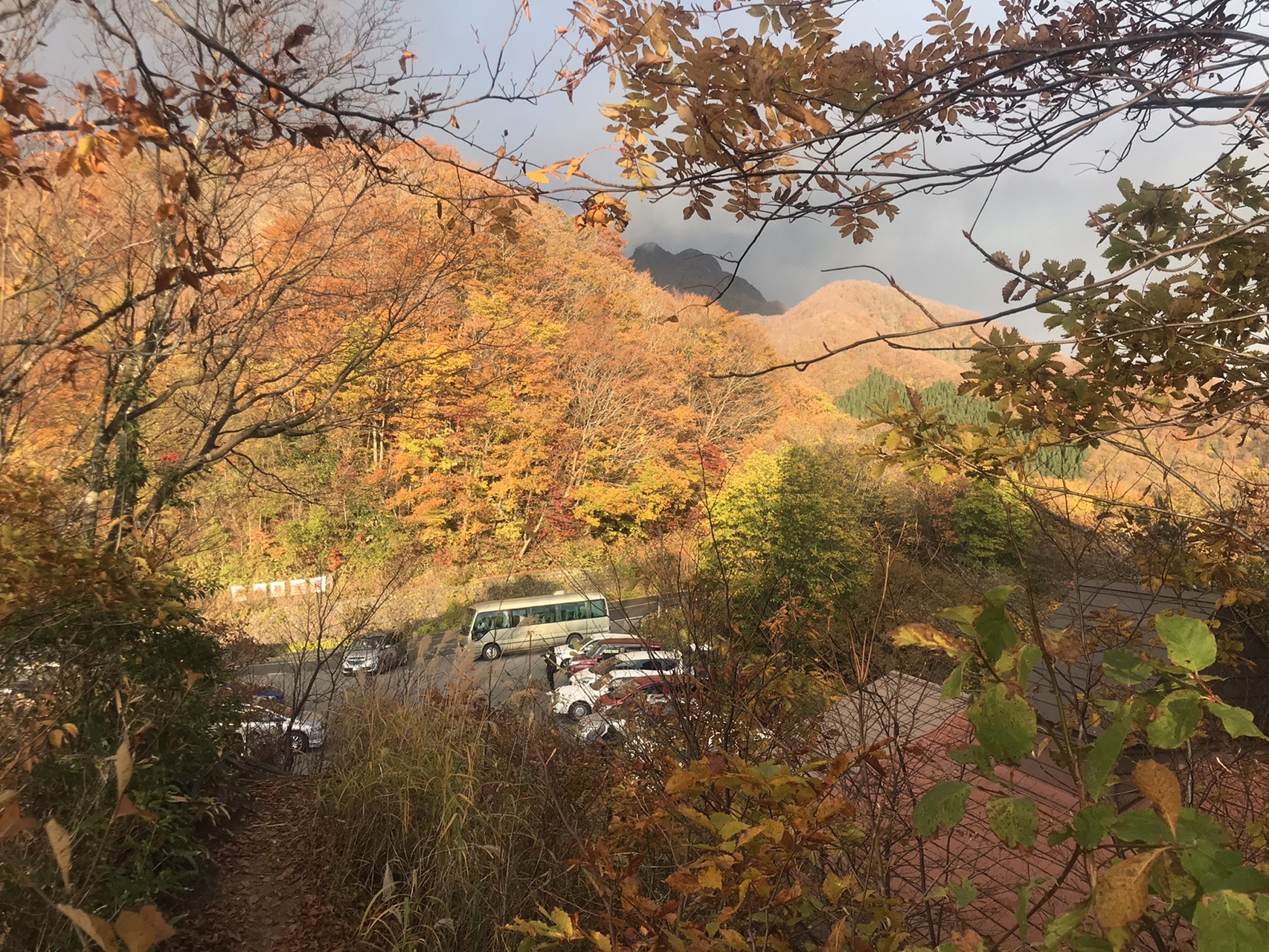 大山 鳥取県 鍵掛峠の紅葉 19 11 9 なでしこさんの広島市の活動データ Yamap ヤマップ