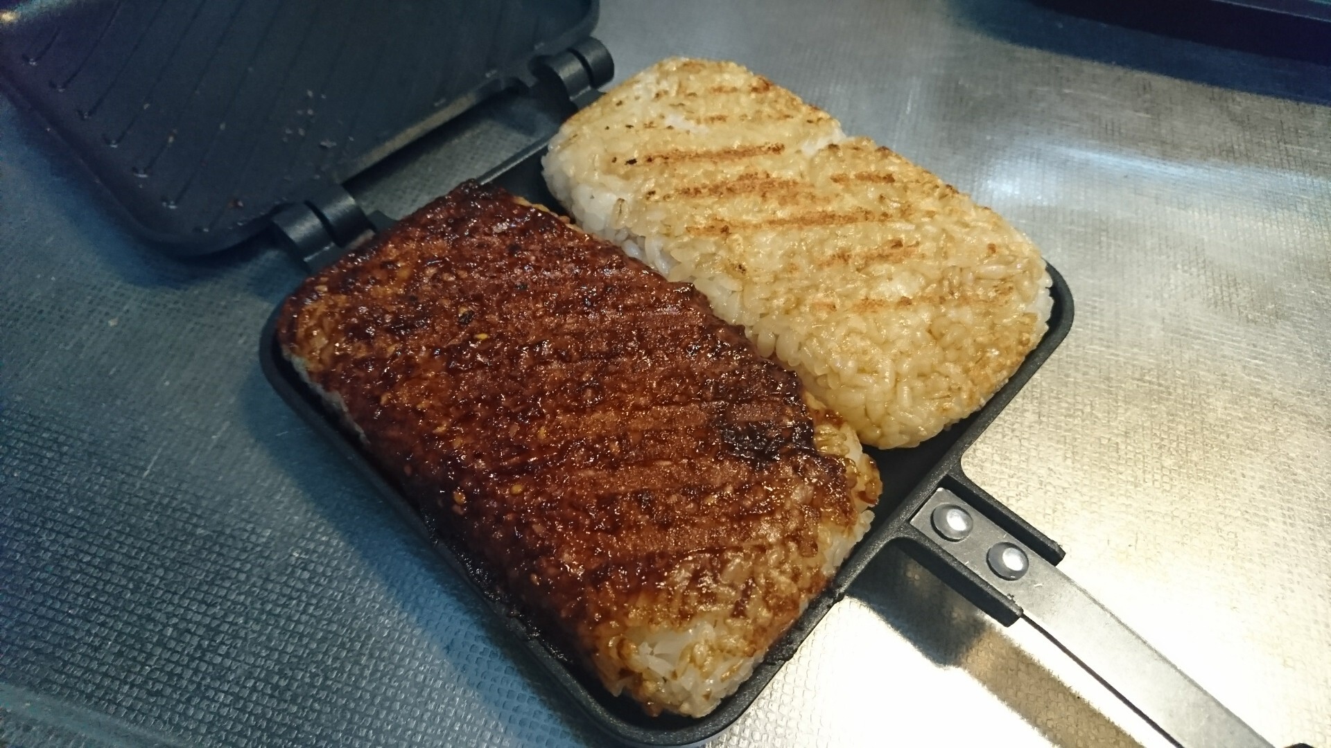 ホットサンドメーカーで 五平餅 焼お ともさんのモーメント Yamap ヤマップ