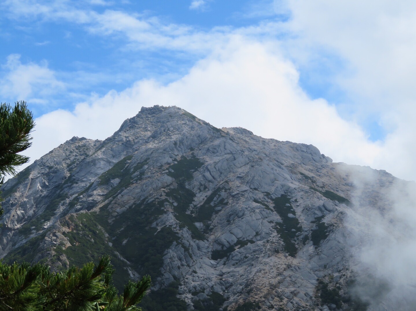 南アルプスの貴公子 甲斐駒ヶ岳 19 08 18 もからむさんの甲斐駒ヶ岳 日向山 山梨県北杜市 の活動日記 Yamap ヤマップ