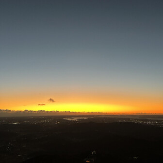 かなり明るくなってきましたが・・
下山します😅