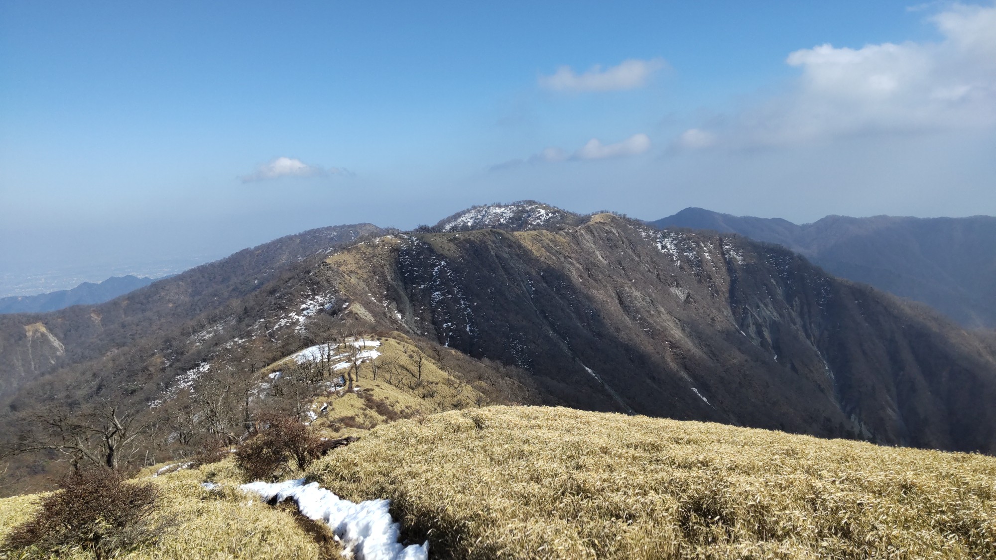 丹沢縦走 きつかった 檜洞丸 金山谷ノ頭 ミカゲ沢ノ頭 蛭ヶ岳 鬼ヶ岩ノ頭 棚沢ノ頭 不動ノ峰 丹沢山 竜ヶ馬場 日 きんちゃんさんの丹沢山の活動データ Yamap ヤマップ