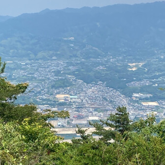 紀ノ川方面臨む
