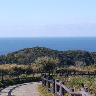 大島・御嶽山 風車から