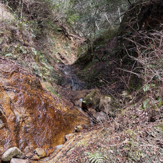 六甲山・長峰山・摩耶山 三段の滝
登って行く