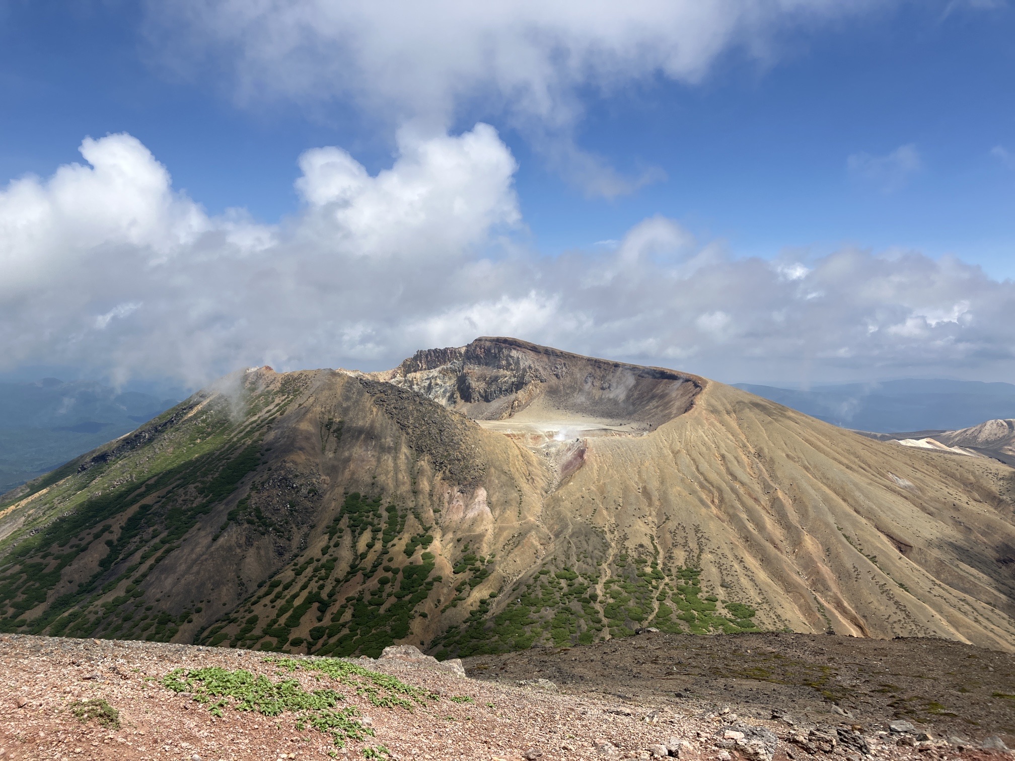 雌阿寒岳 阿寒富士からオンネトー Banbanさんの雌阿寒岳 阿寒富士 白湯山の活動データ Yamap ヤマップ
