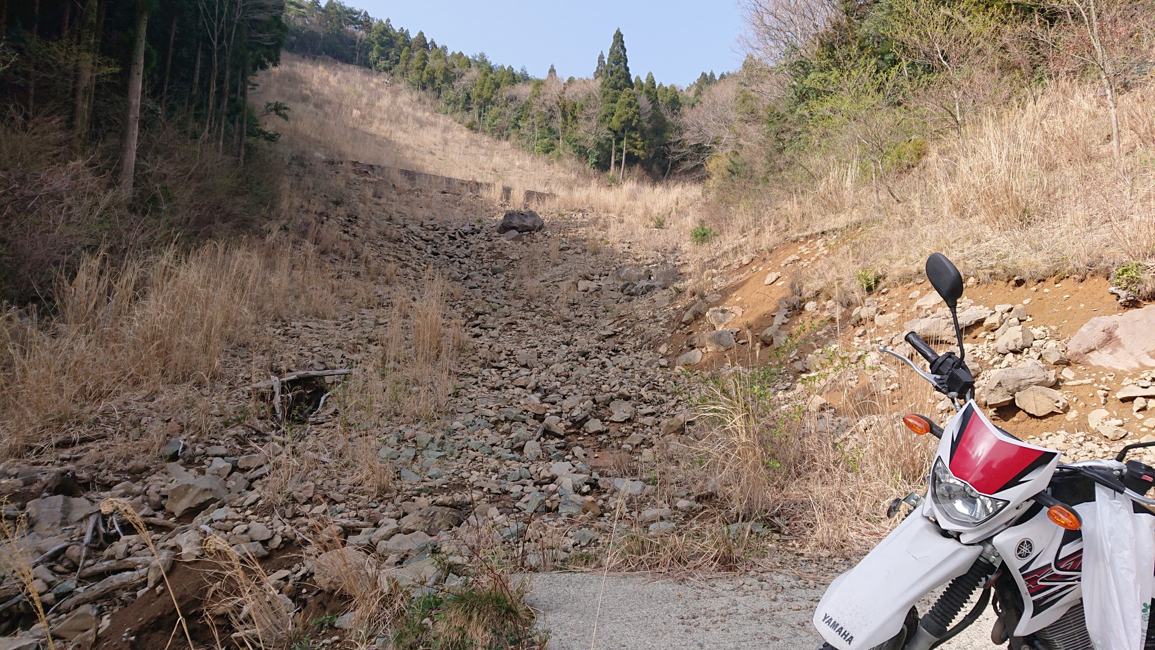 鞍岳 舗装路終点からバイクでくだってみた 登山youtuber ヤマちゃんさんのツームシ山 鞍岳の活動データ Yamap ヤマップ