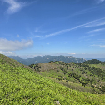 下山はあの稜線を行くのか
ワクワクが止まらん