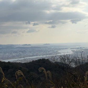 紀泉アルプス・飯盛山・ボンデン山 見返山から