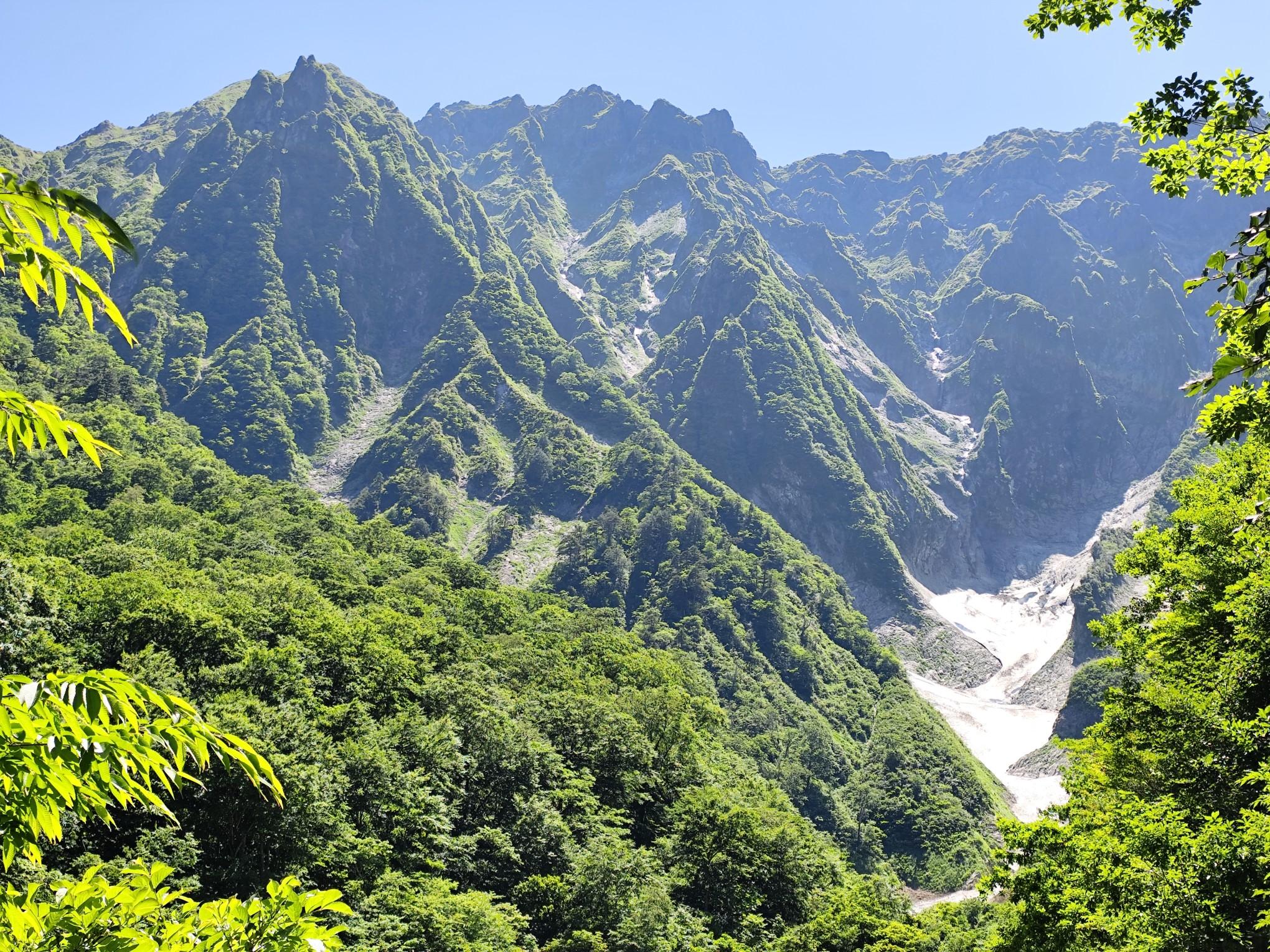 希少】谷川岳の岩場(初版第2刷) 希少】谷川岳の岩場(初版第2刷)