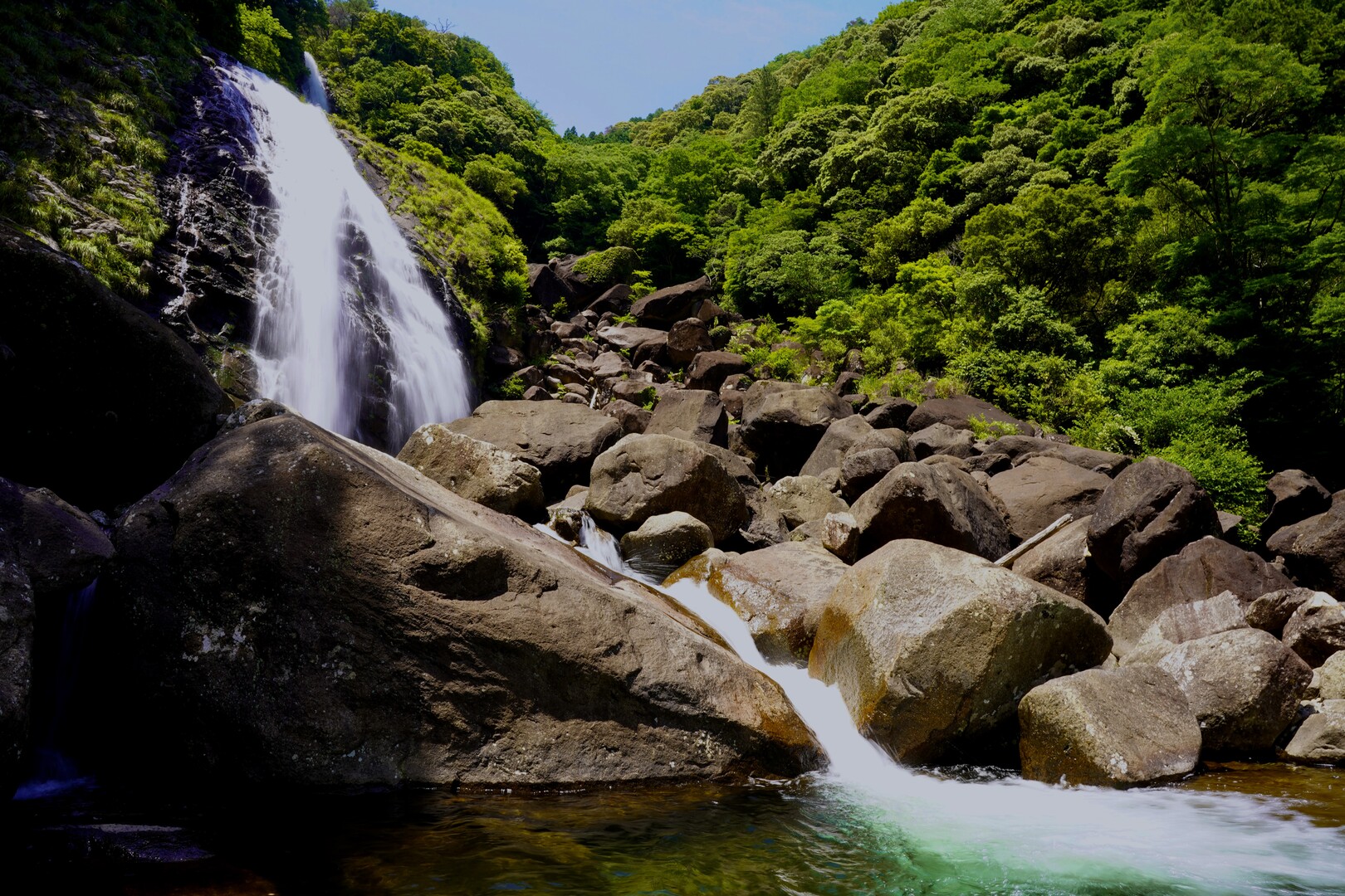 熊野古道 中辺路 桑ノ木の滝 白見の滝 小鹿の滝 鼻白の滝 22 05 29 ばんだなおさんの熊野古道 中辺路 那智駅 熊野那智大社 小口 熊野本宮大社 の活動データ Yamap ヤマップ