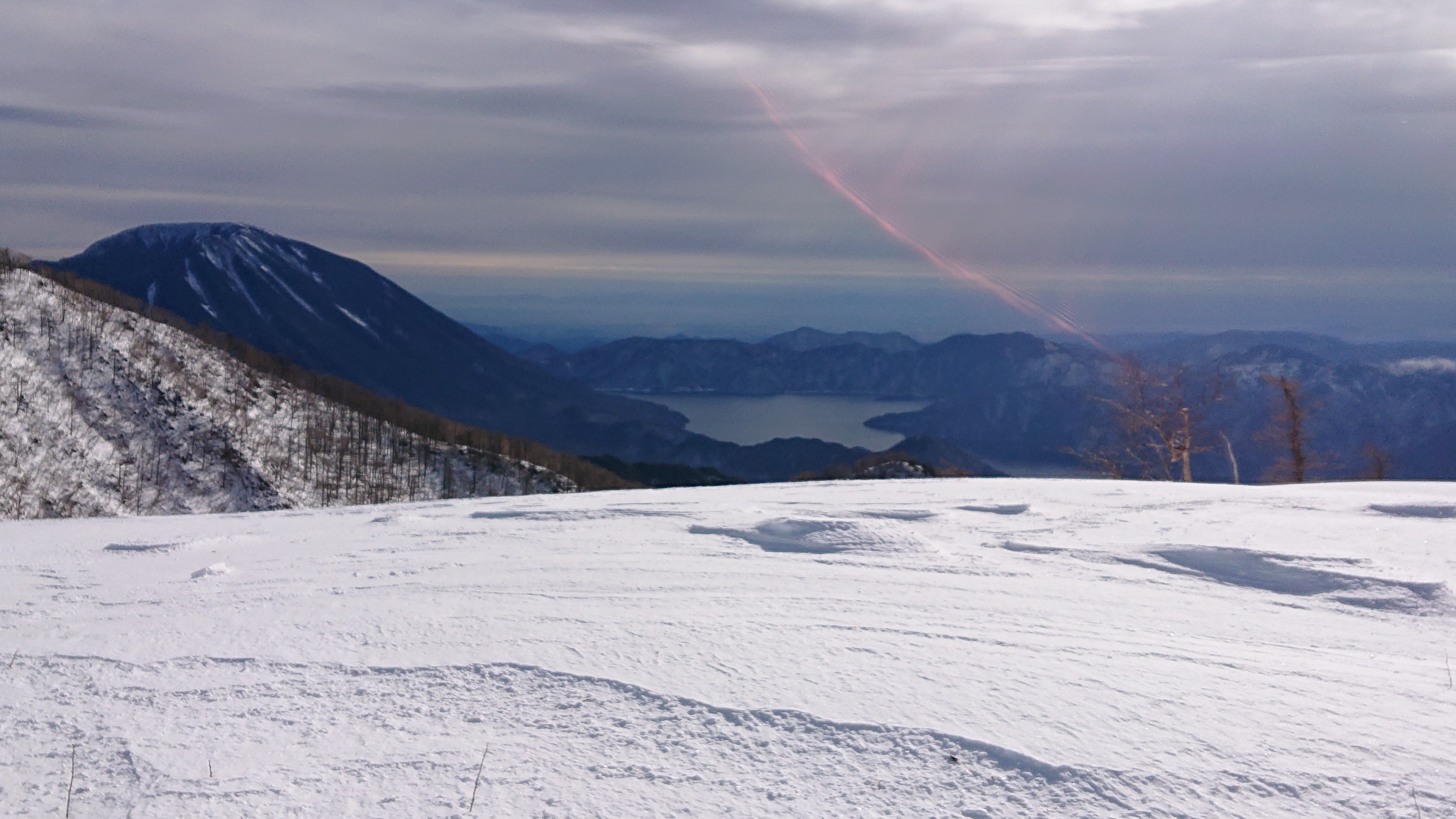 日光白根山・五色山・錫ヶ岳 男体山 中禅寺湖