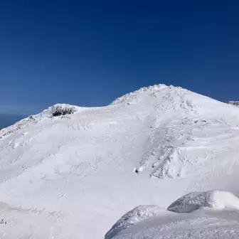 新山と荒神ケ岳