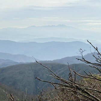 金剛堂山 こちらは御嶽山。