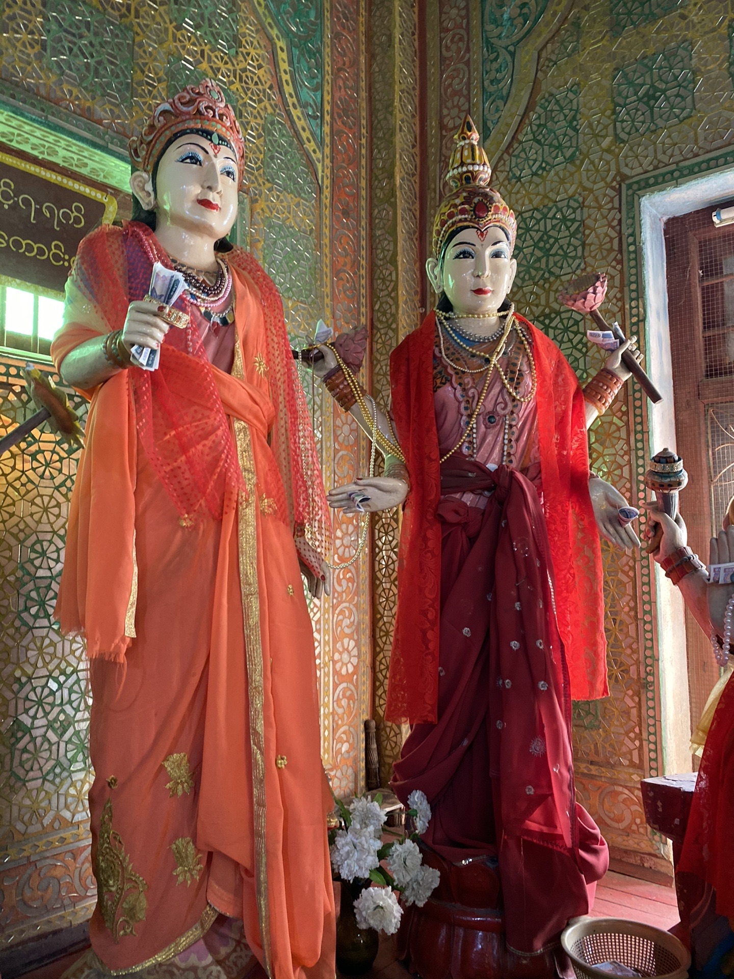 နတ် ミャンマーの精霊信仰ナッ。 ミ / Abu Tsubasaさんの