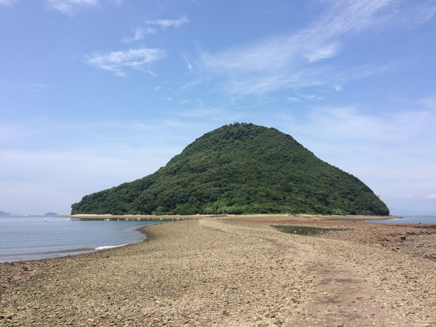引き潮のときに現れる道を歩いて高杢島 天草富士 へ Sea To Summit ゆりさんの三角岳の活動データ Yamap ヤマップ