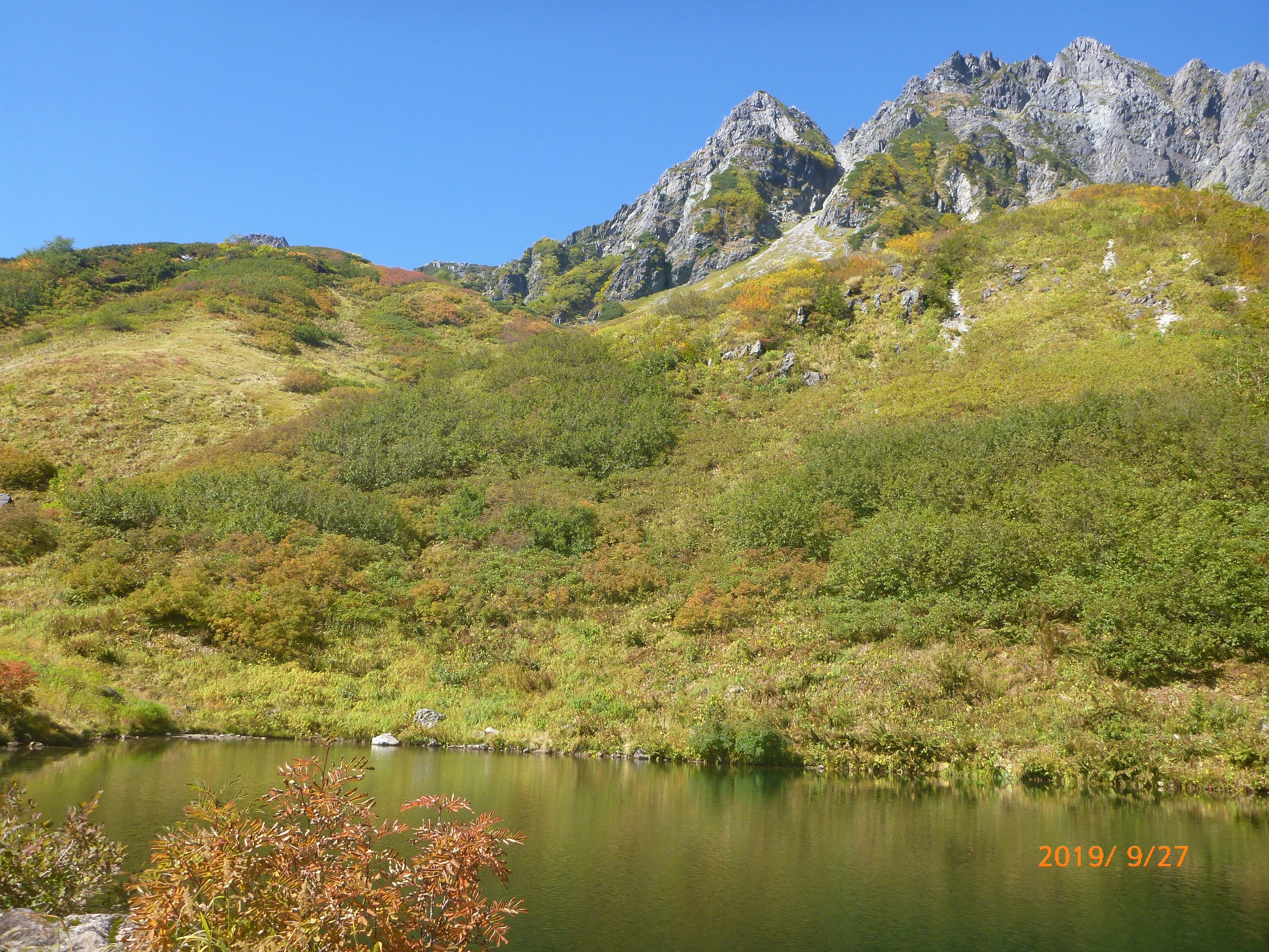 北ア 穂高の瞳 奥又白池2470m 前穂高岳北尾根5 6コル 涸沢 屏風ノ耳2565 6m 屏風ノ頭2535 0m 徳沢起点周回ルート 穂高の池巡り1日目 Shimoさんの槍ヶ岳 穂高岳 上高地の活動日記 Yamap ヤマップ