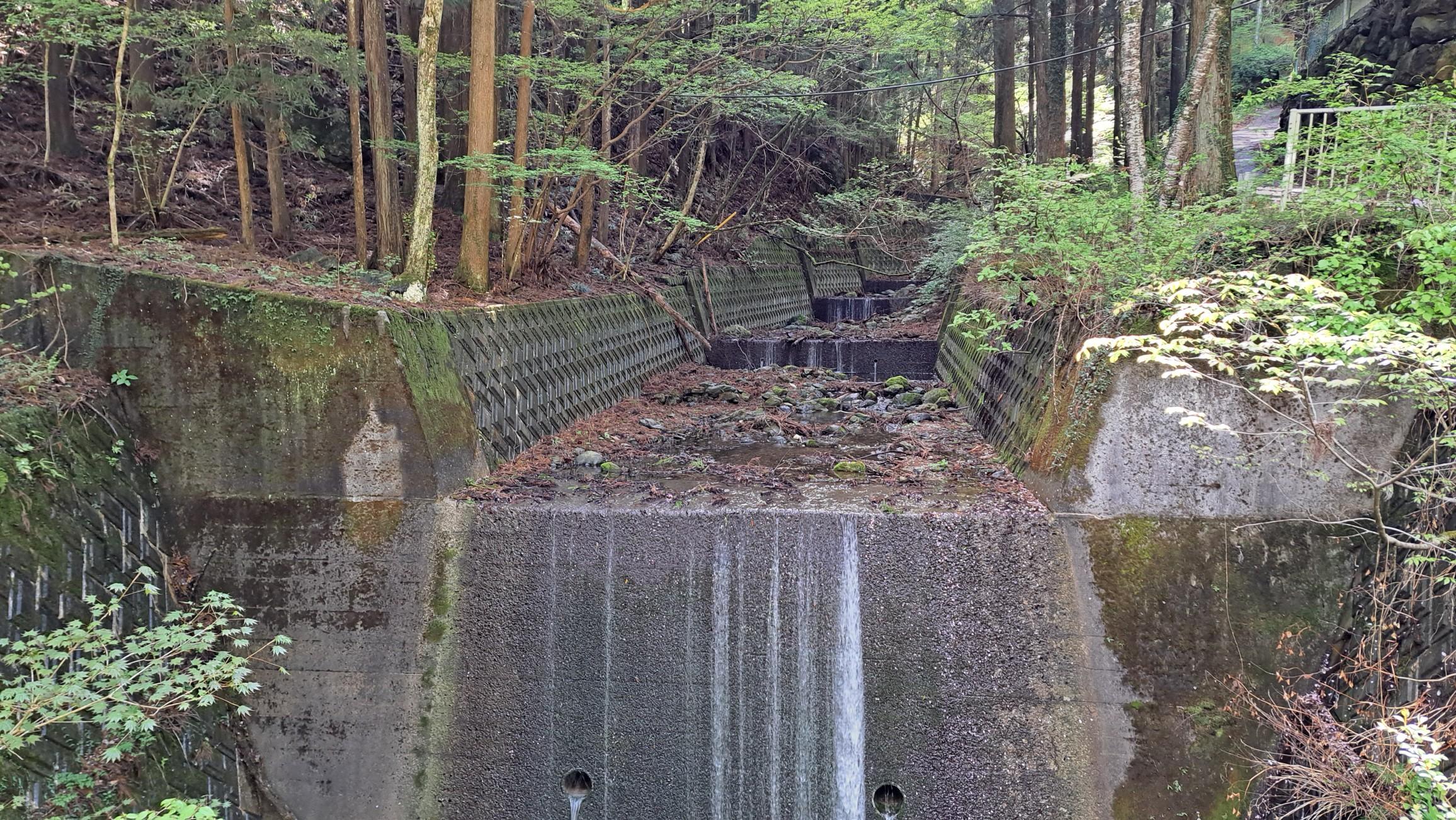 武甲山・伊豆ヶ岳・小持山 下山です。