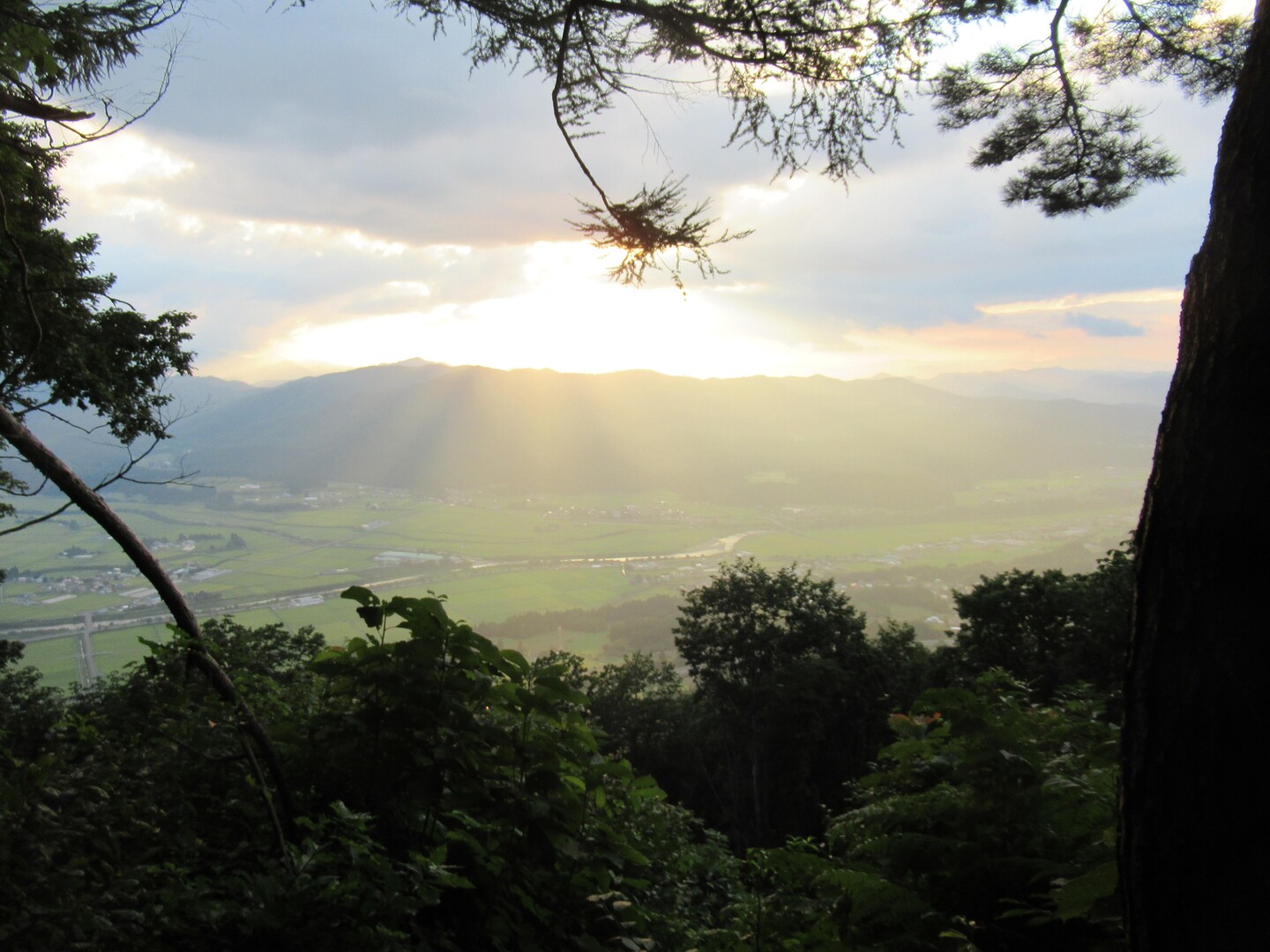 皮投岳・五宮嶽・縦走路登山道整備・刈払作業・完結編20230825 / ブナの妖精 ブナッシーさんの五の宮岳・皮投岳の活動データ