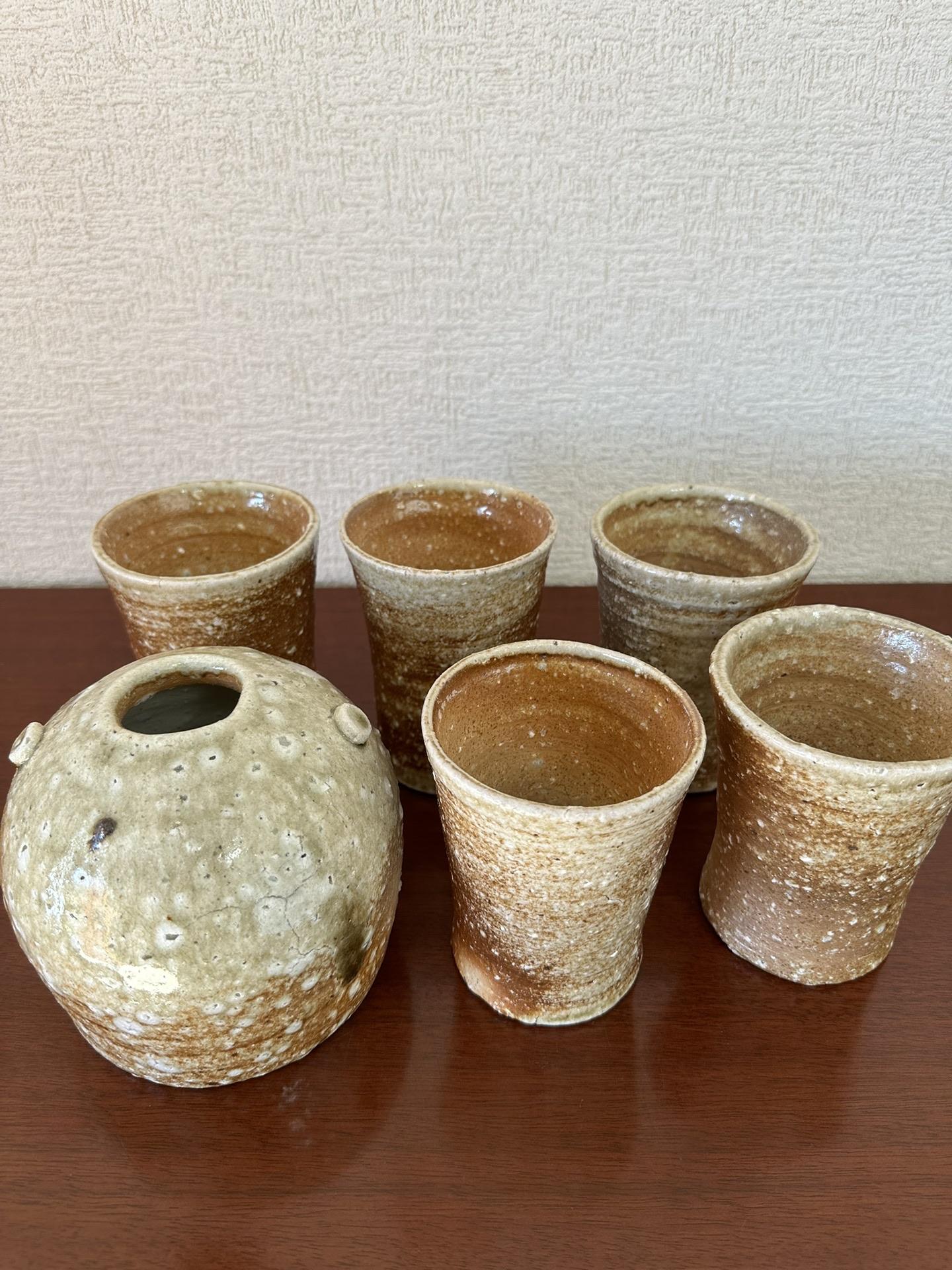 信楽焼伝統工芸師忠六作壺 信楽焼伝統工芸師忠六作壺