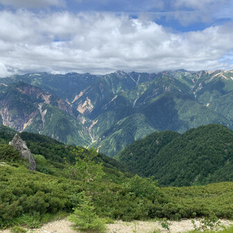 燕岳・餓鬼岳・唐沢岳 山荘からの北アルプス