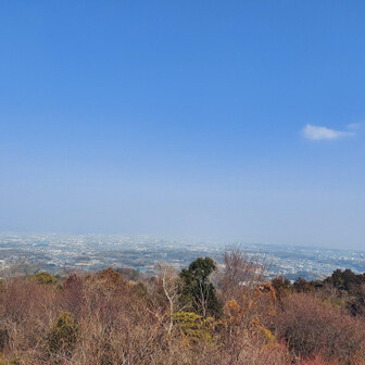 槇尾山（槙尾山）・和泉葛城山・神於山 今日は霞んで六甲山まで見えないな💦