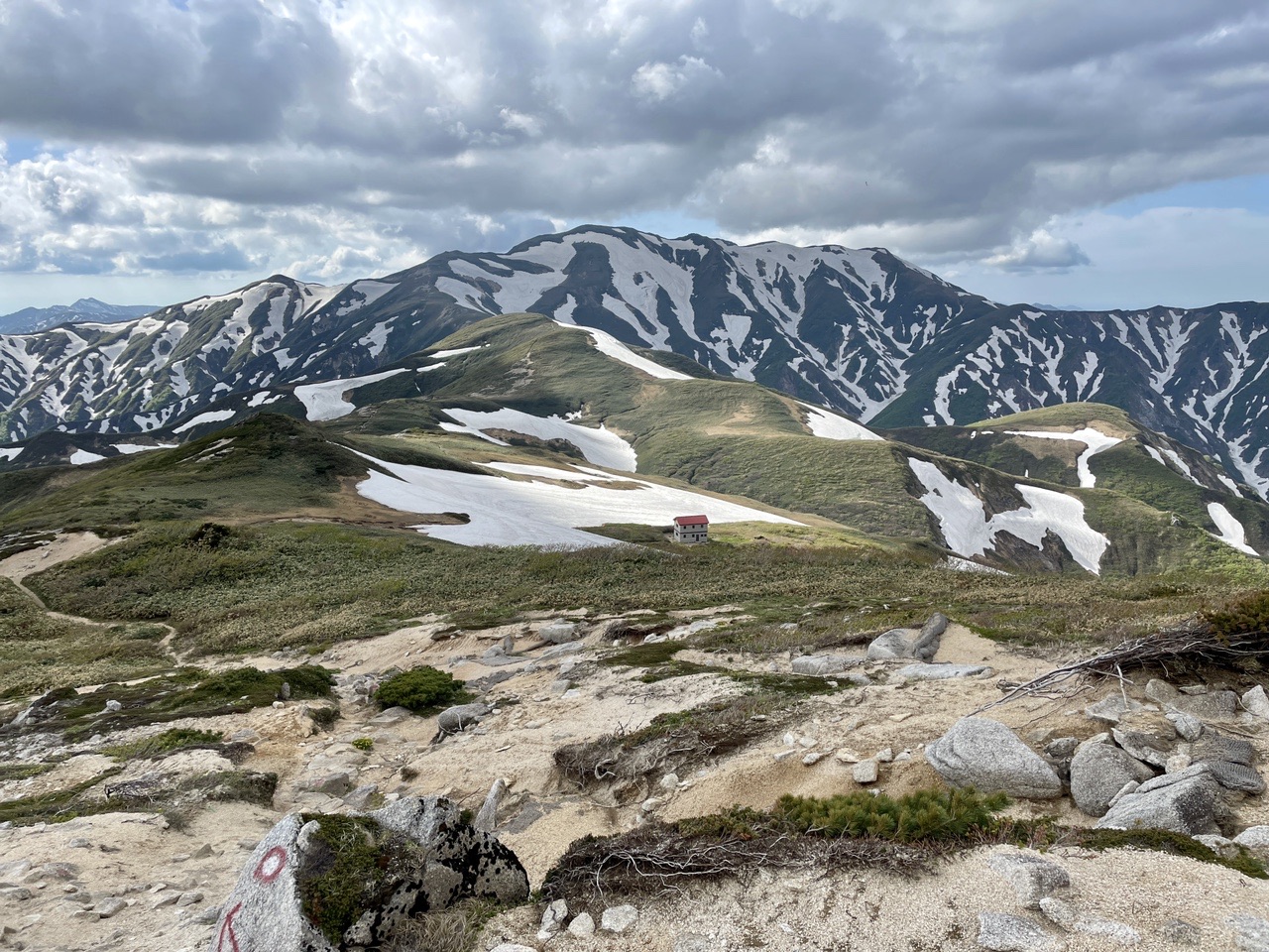 朝日連峰縦走 ずんこさんの大朝日岳 朝日連峰 祝瓶山の活動データ Yamap ヤマップ